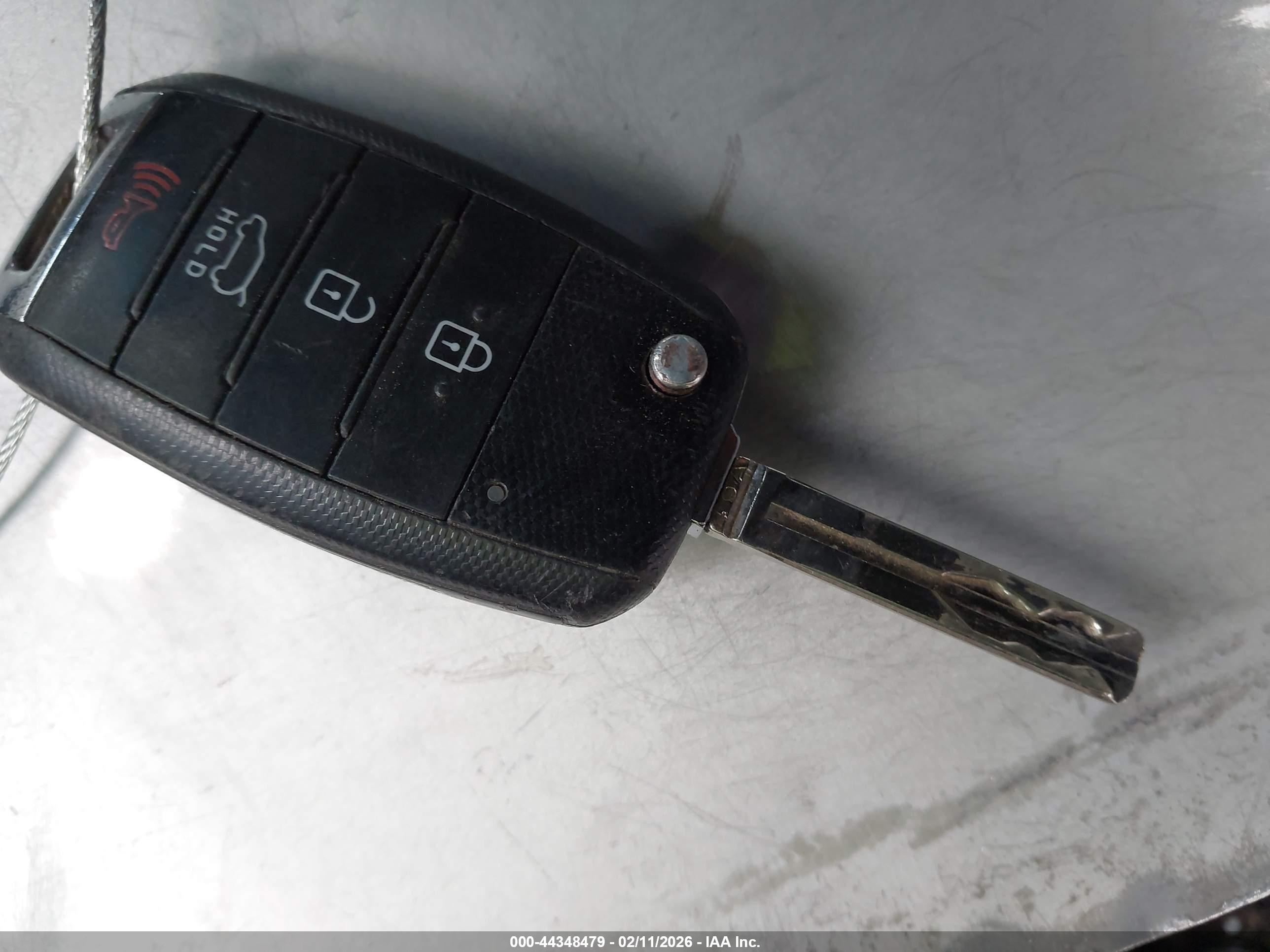 KIA SPORTAGE image 11