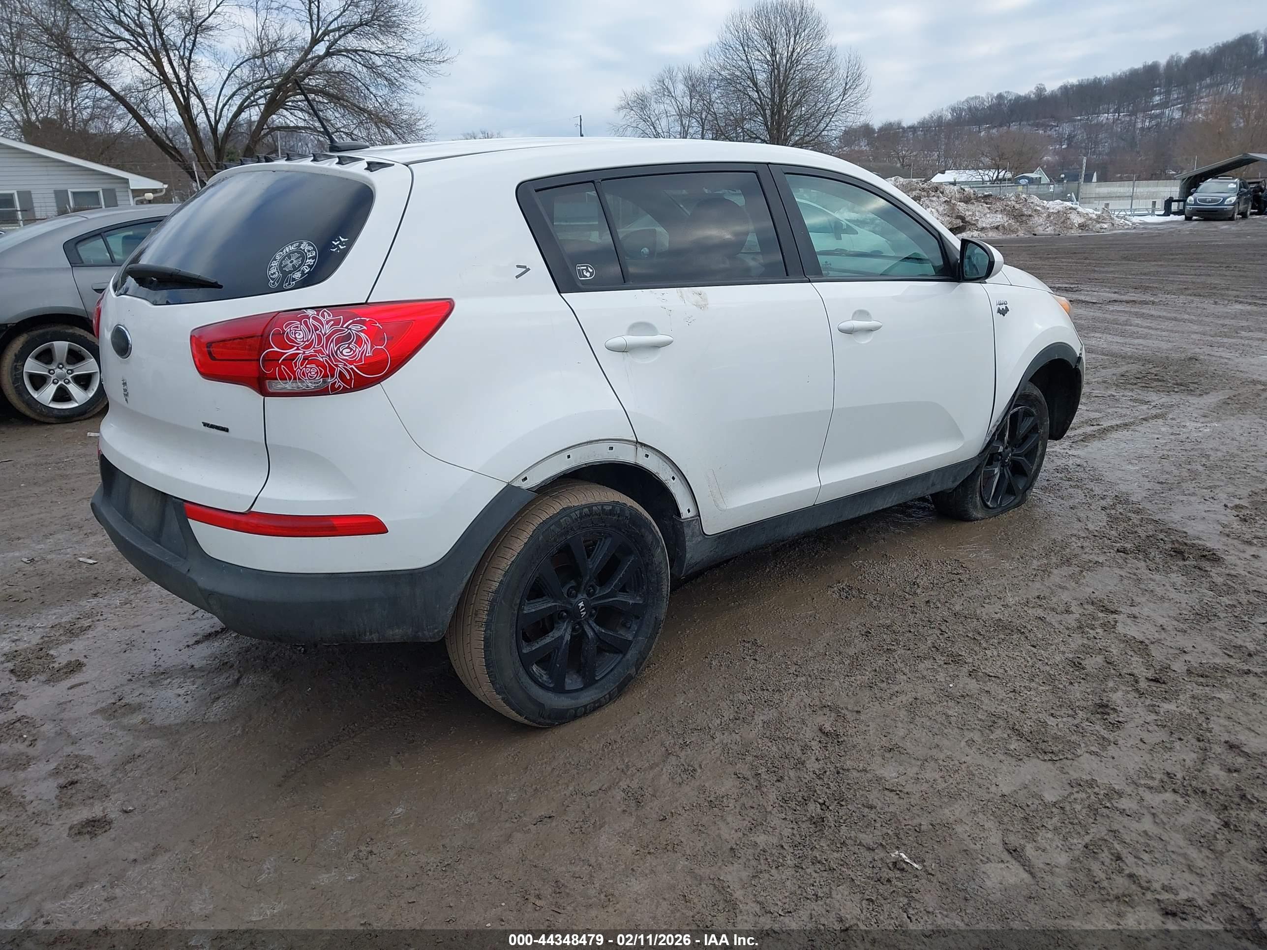 KIA SPORTAGE image 4