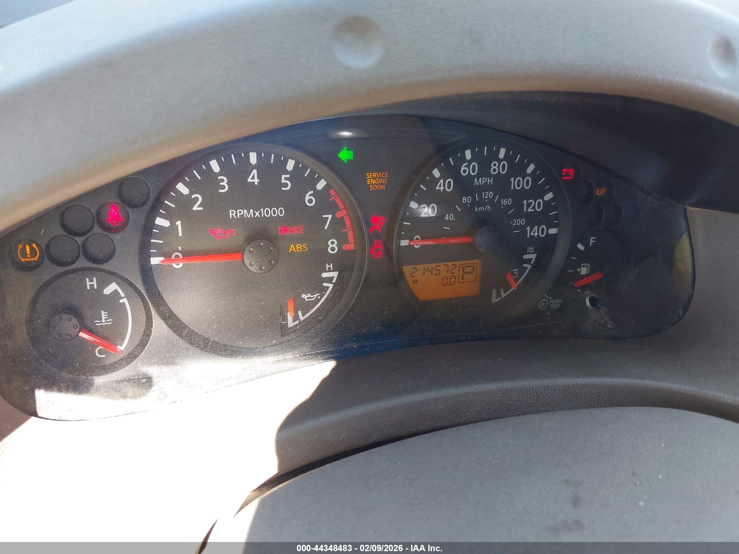 NISSAN FRONTIER image 7