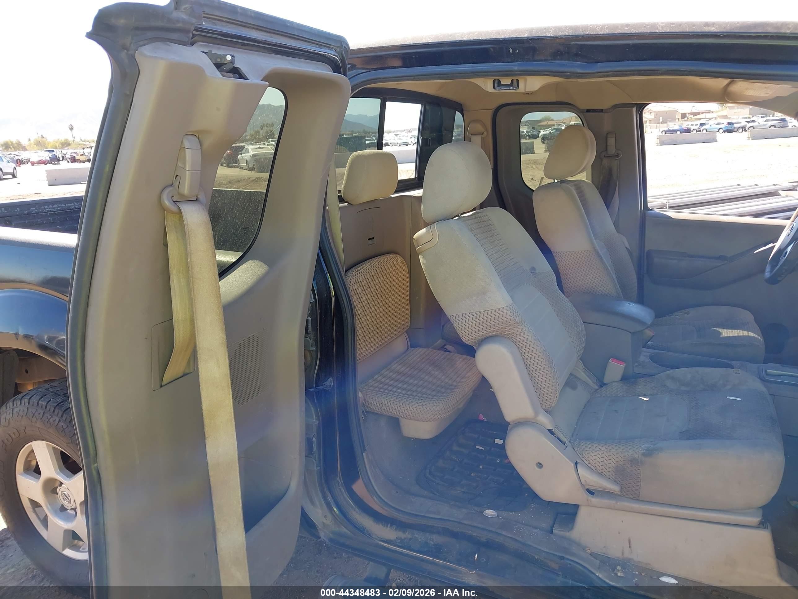 NISSAN FRONTIER image 8
