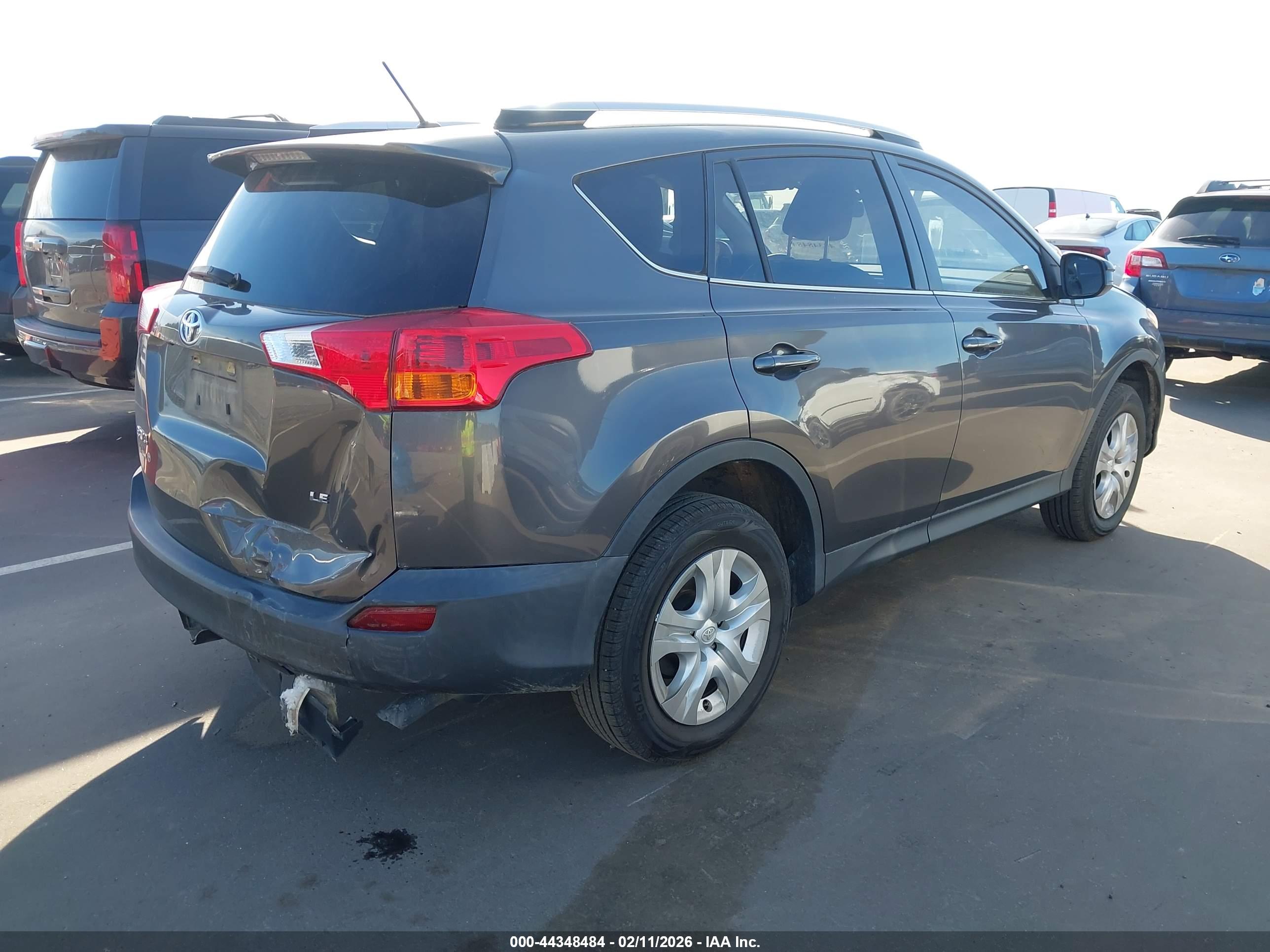 TOYOTA RAV4 image 4