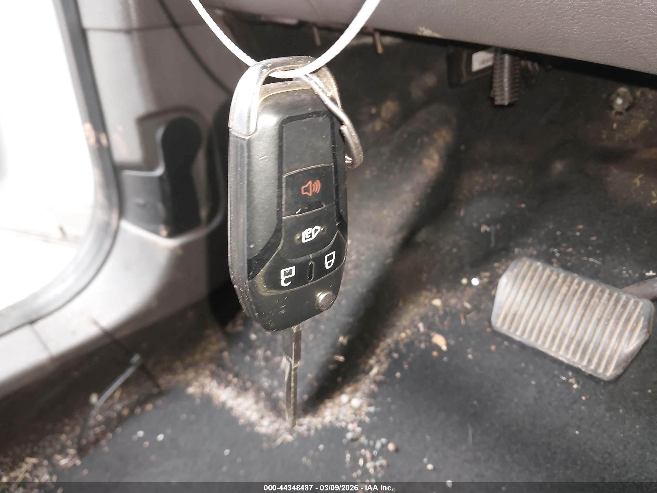 FORD TRANSIT image 11