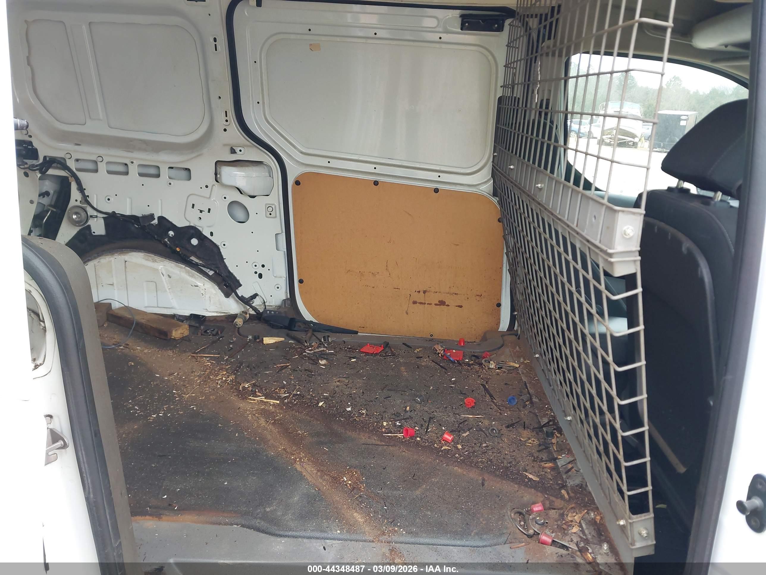 FORD TRANSIT image 8