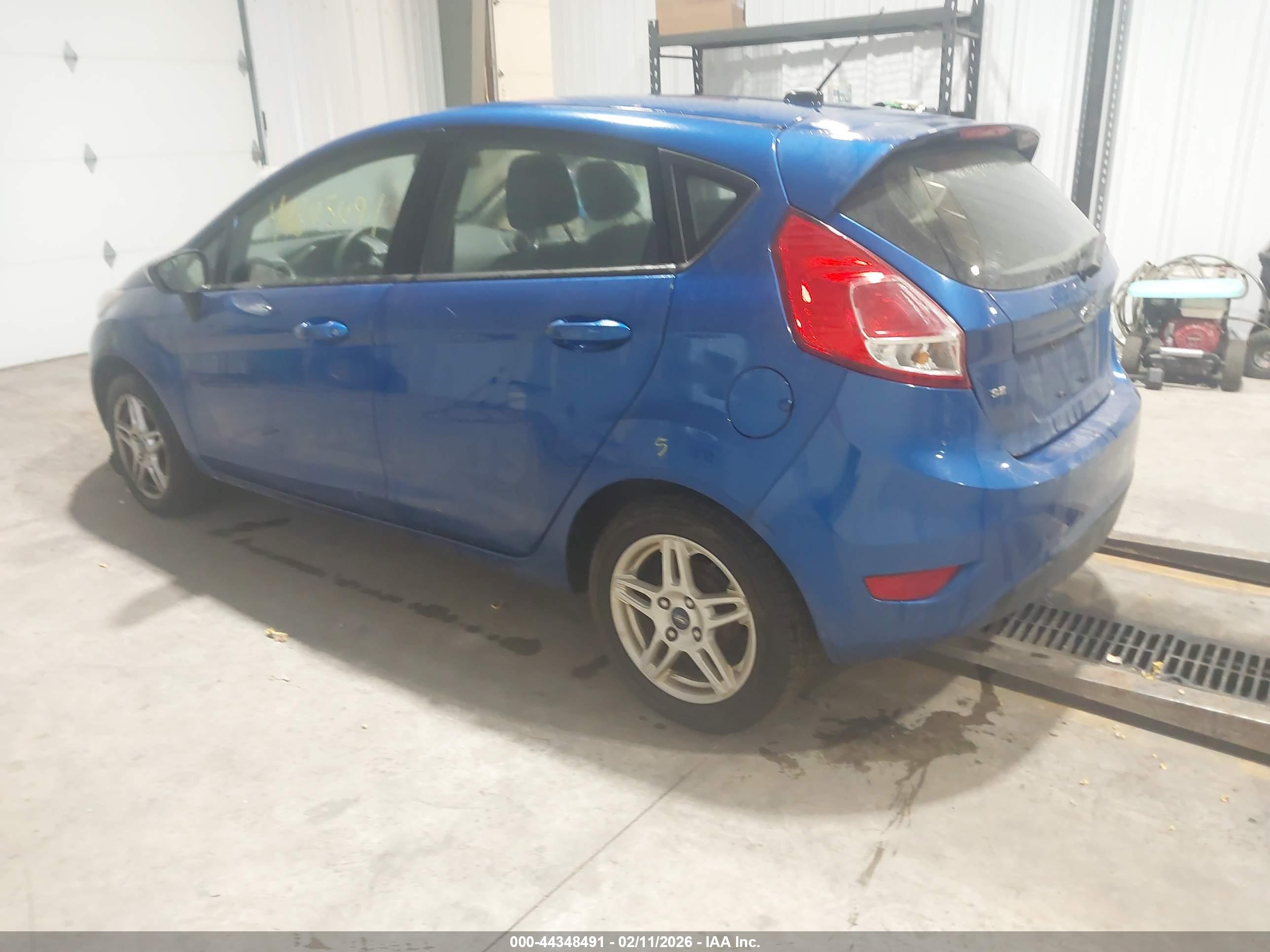 FORD FIESTA image 3