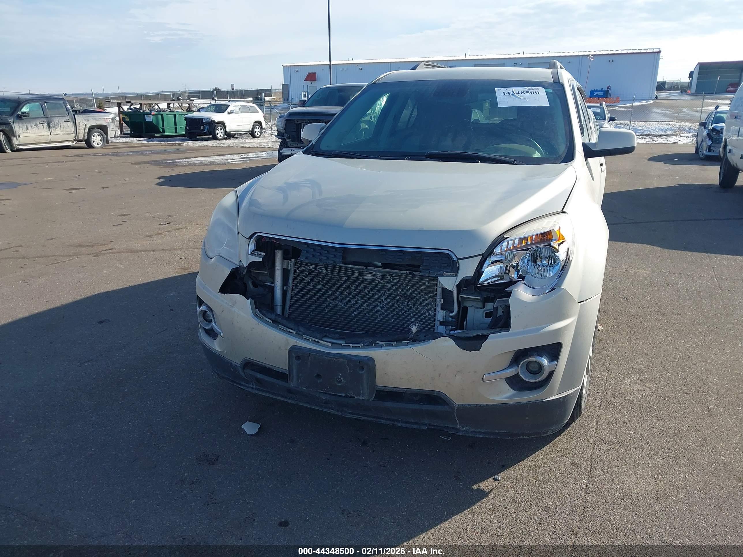 CHEVROLET EQUINOX image 6