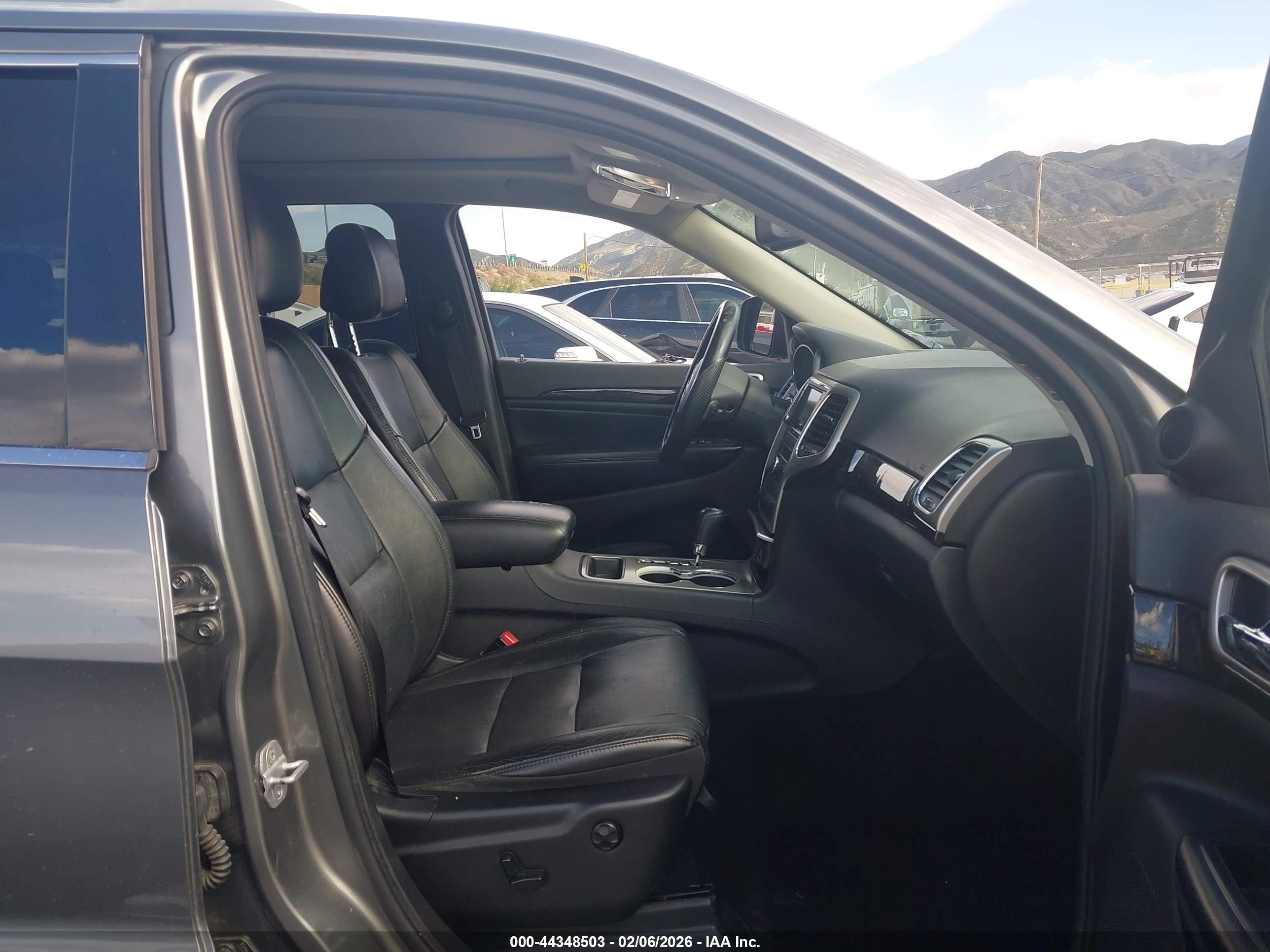 JEEP GRAND image 5