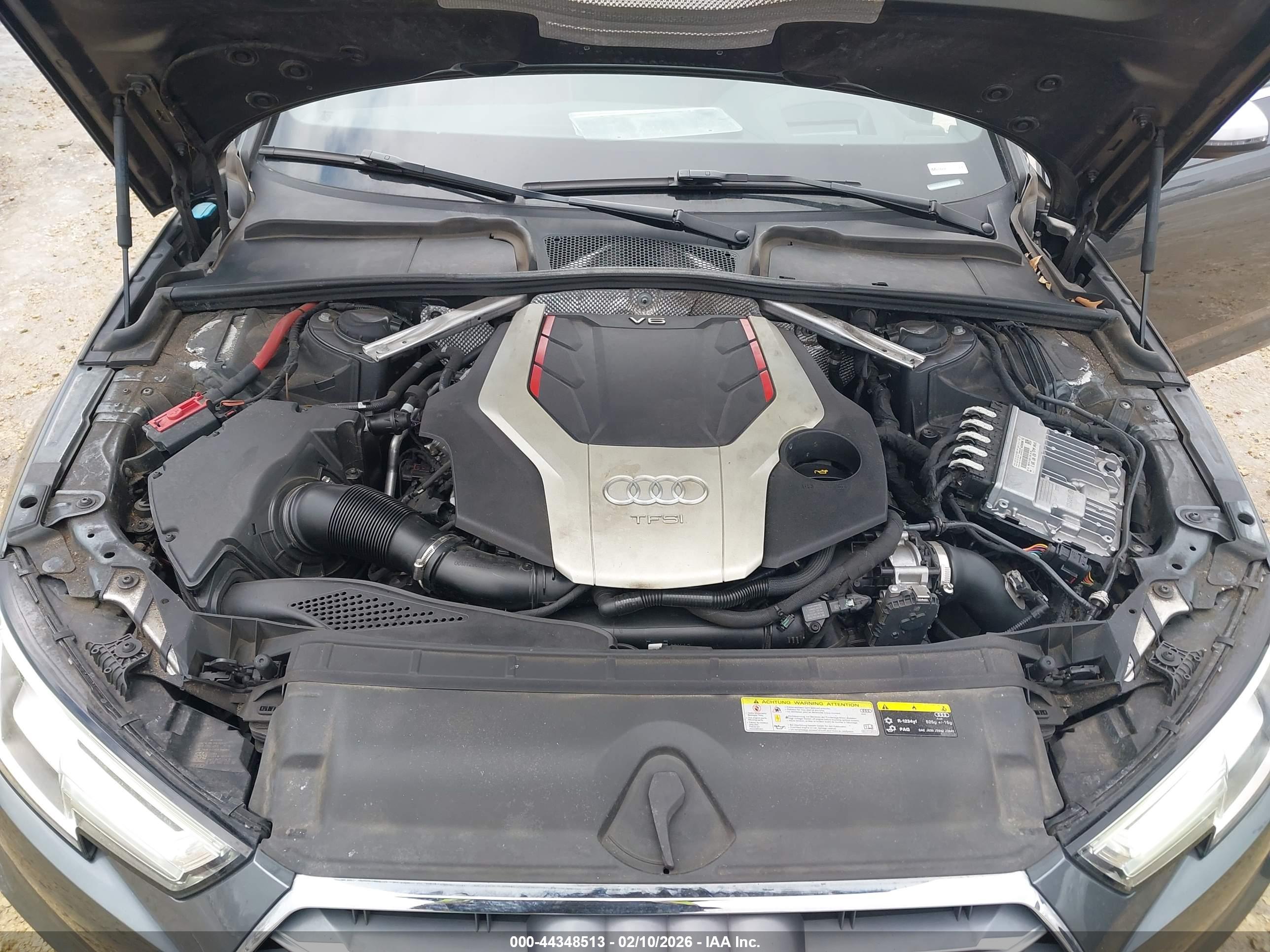 AUDI S4 image 10