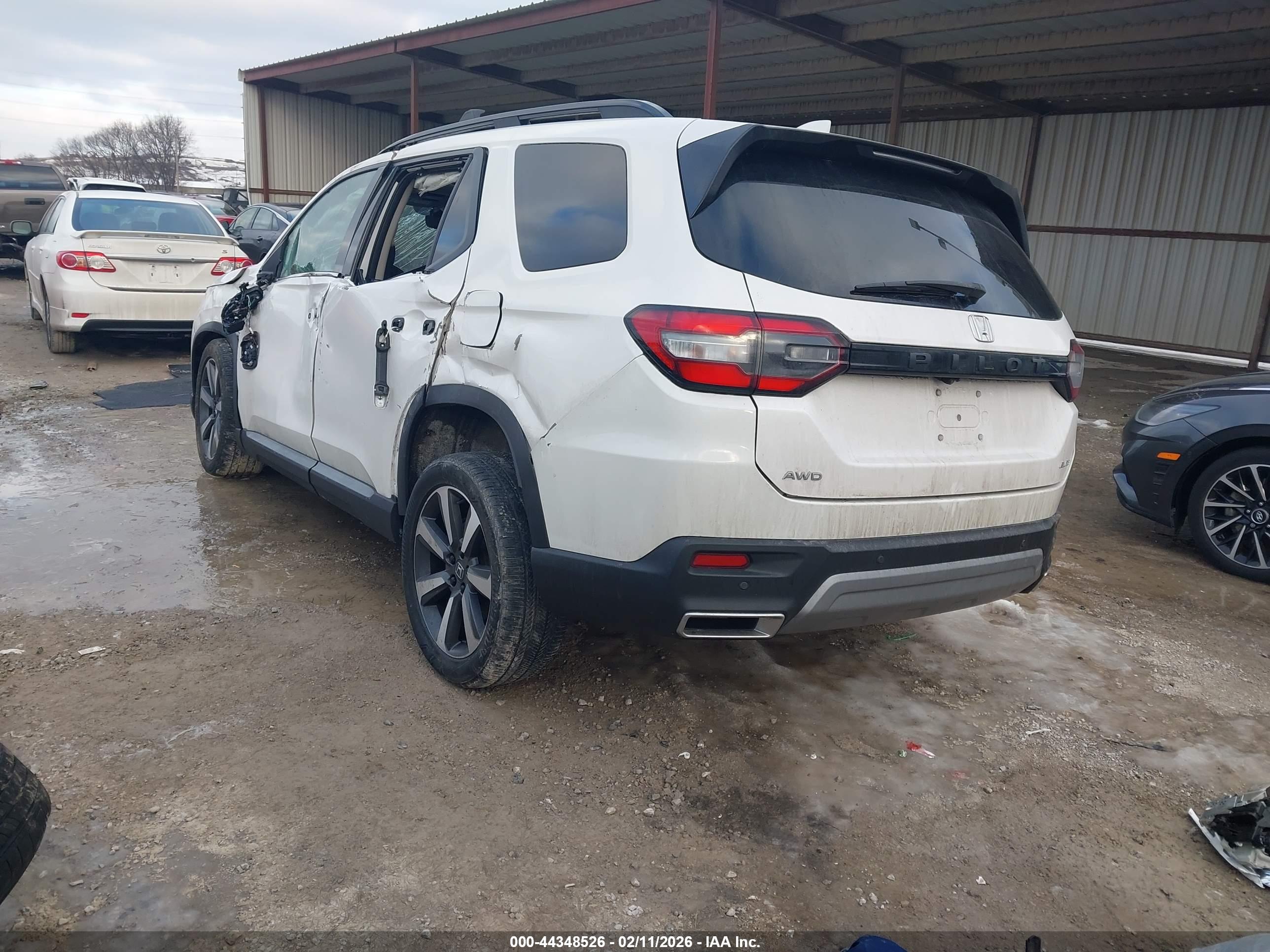 HONDA PILOT image 3
