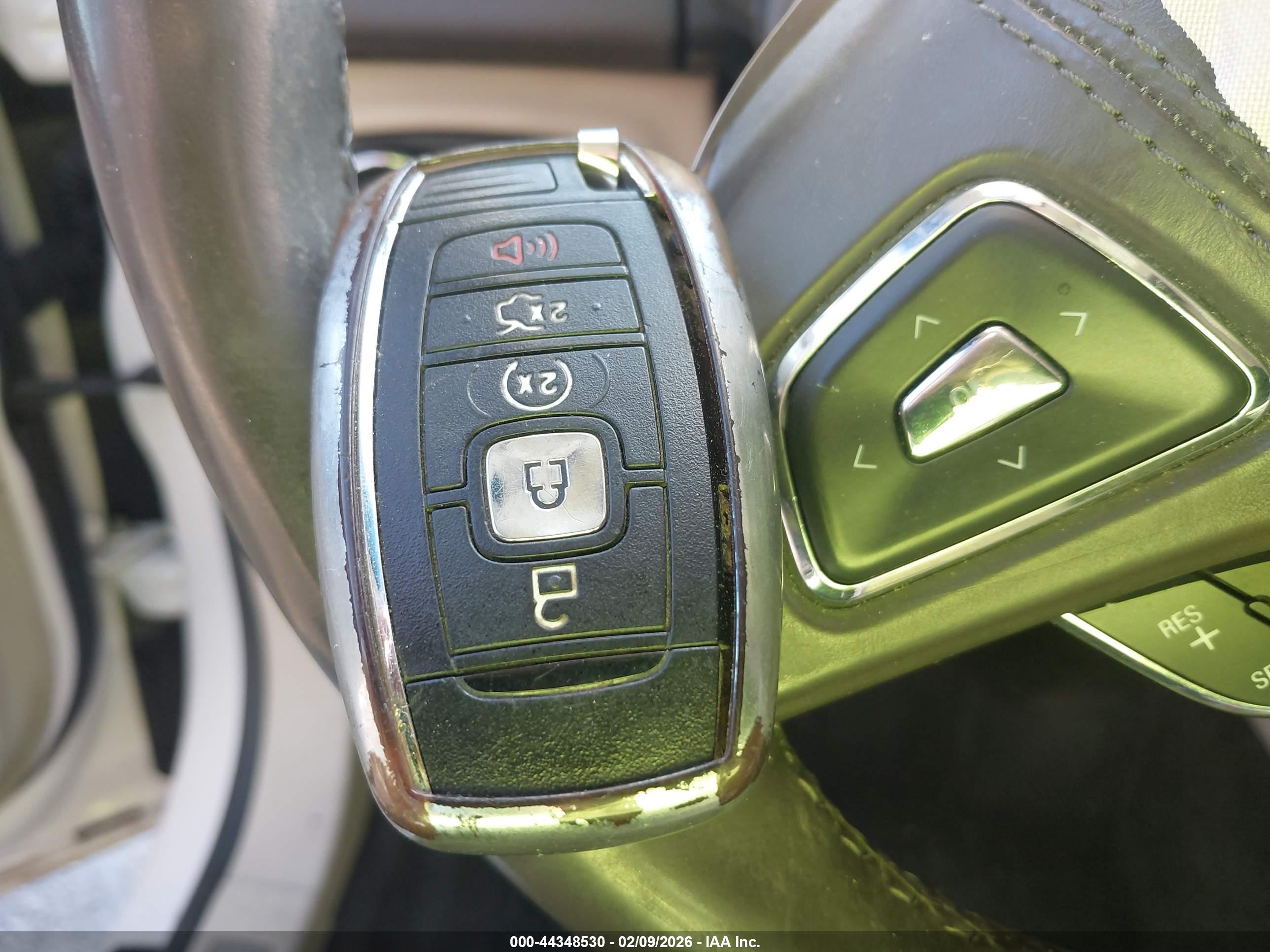 LINCOLN MKZ image 11
