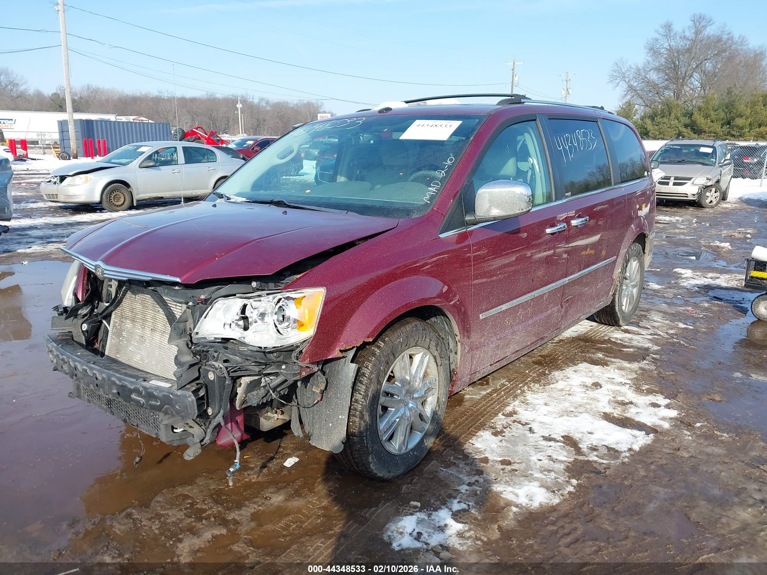 CHRYSLER TOWN image 2