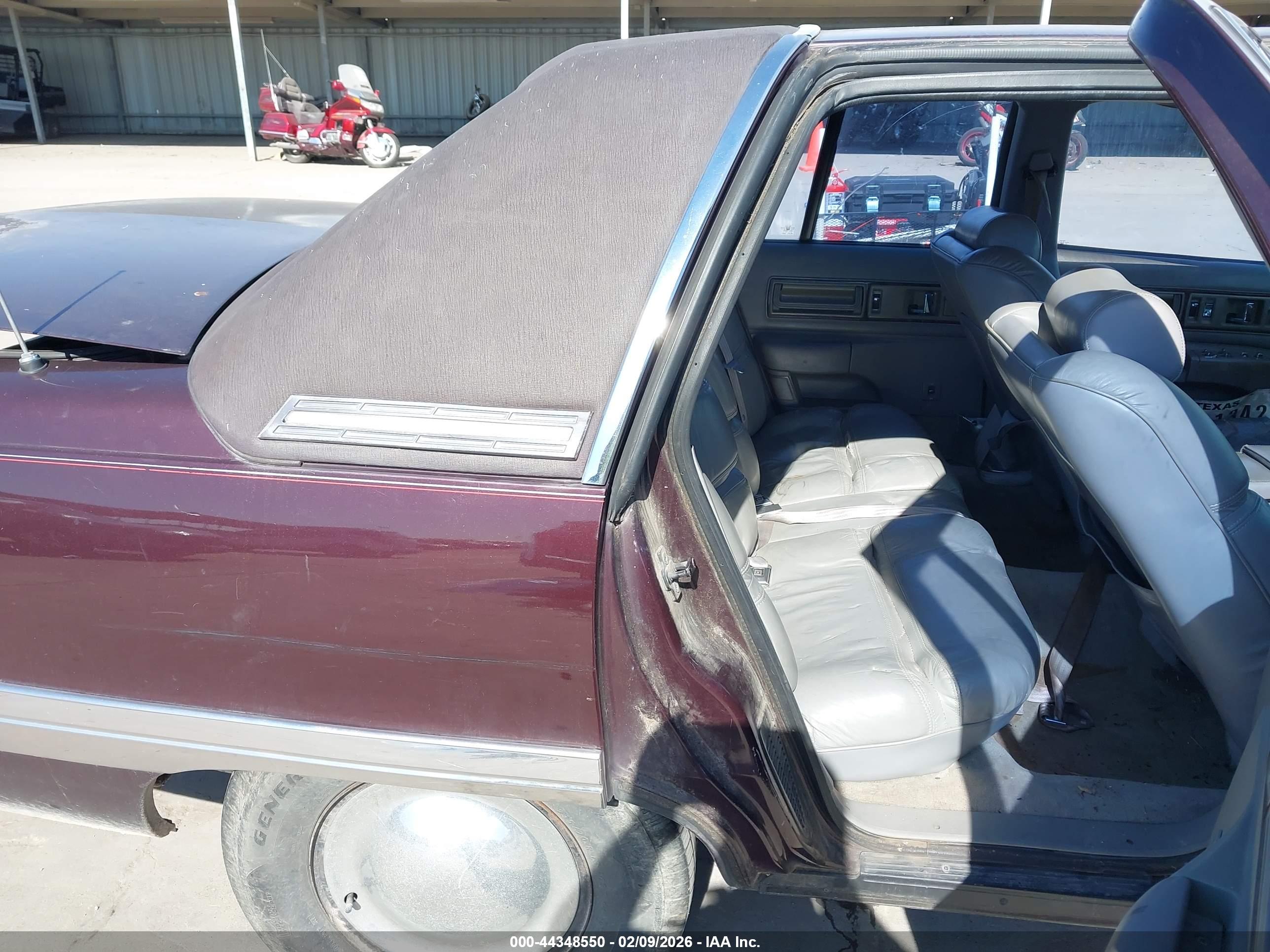 BUICK ROADMASTER image 8
