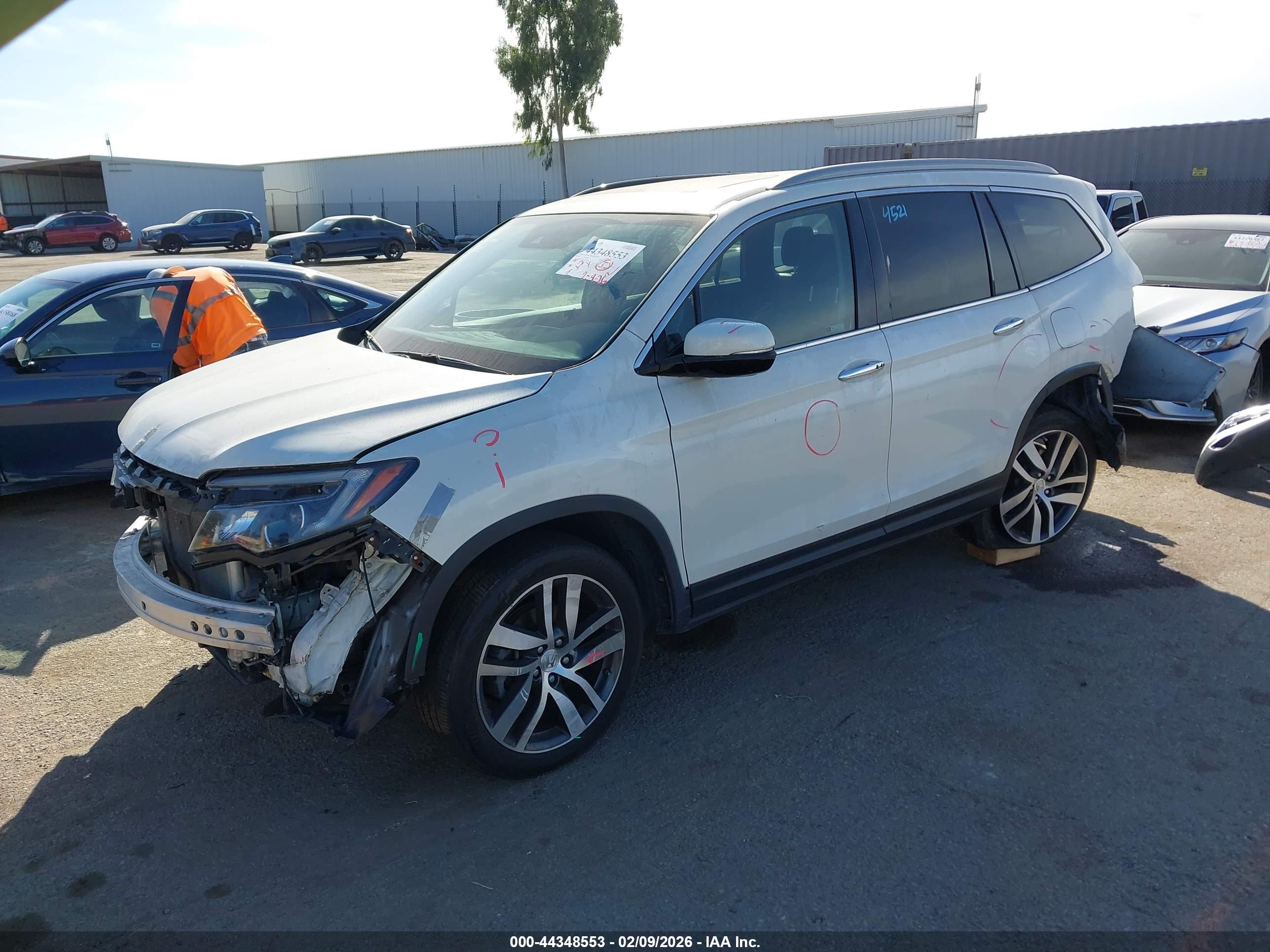 HONDA PILOT image 2