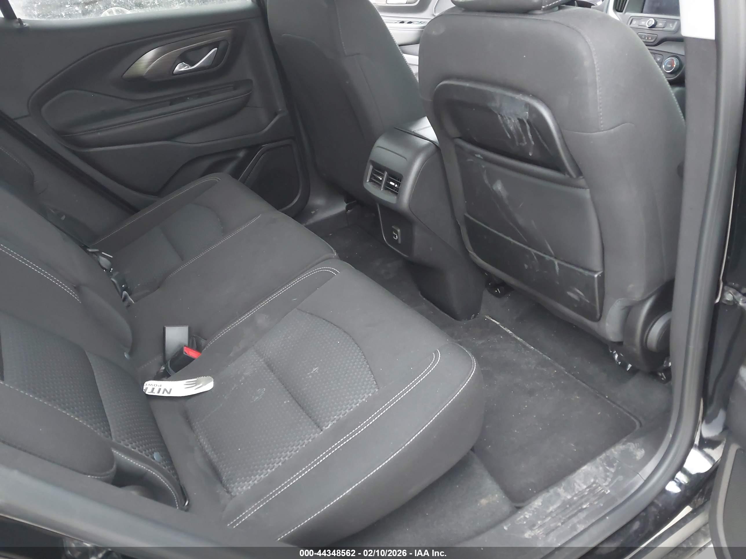 GMC TERRAIN image 8