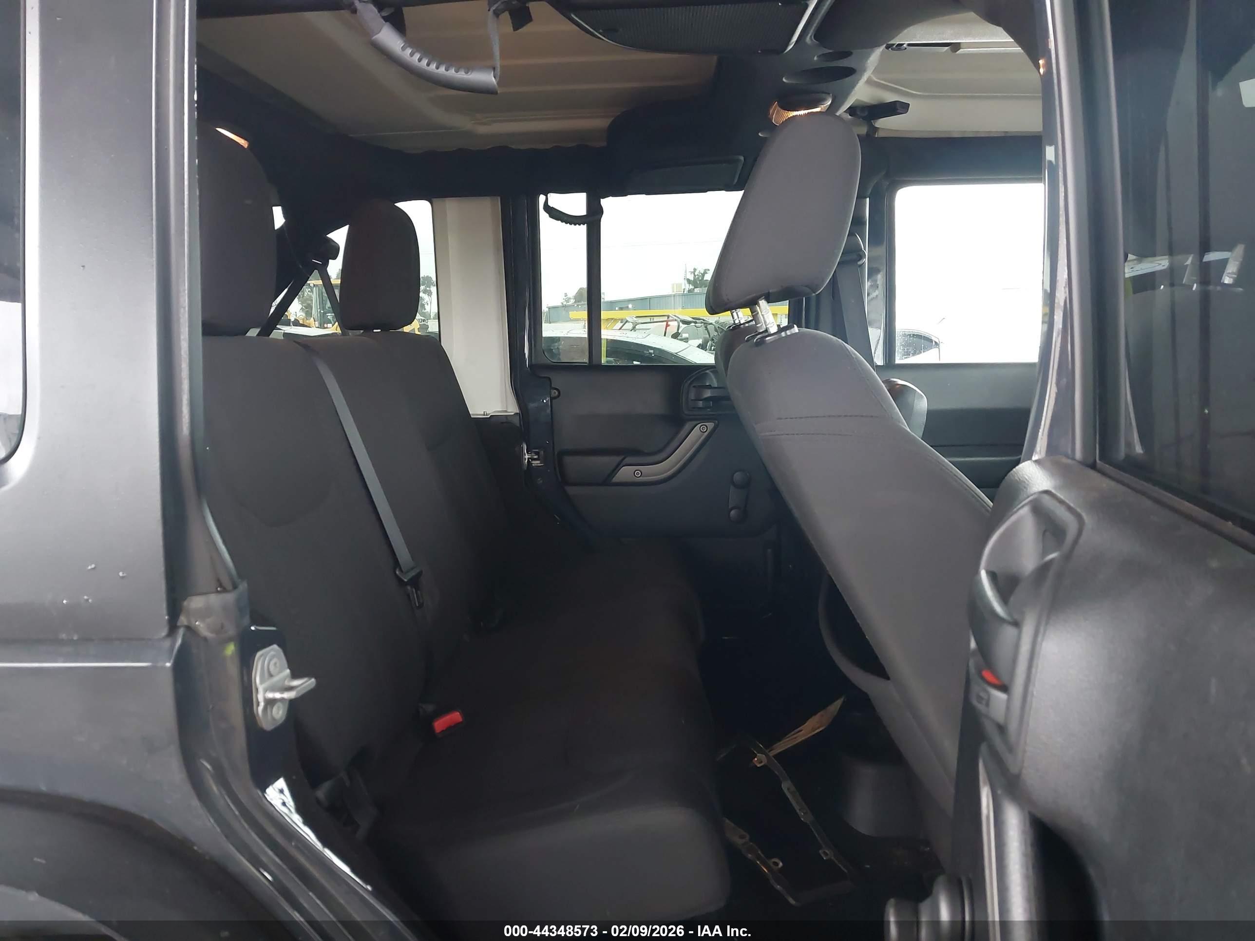 JEEP WRANGLER image 8