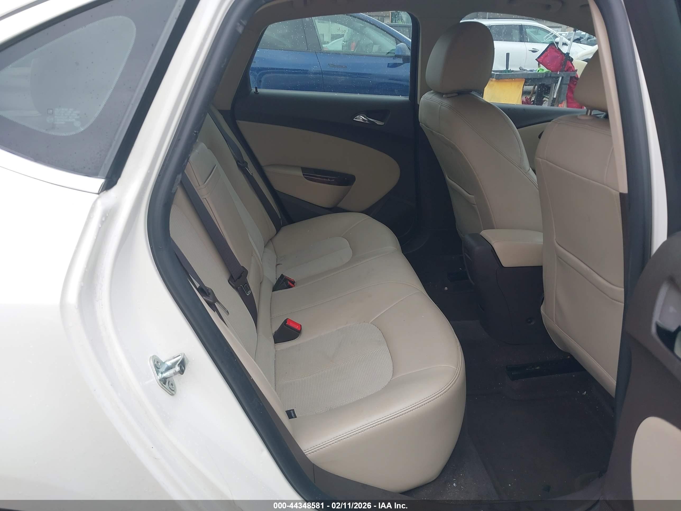 BUICK VERANO image 8