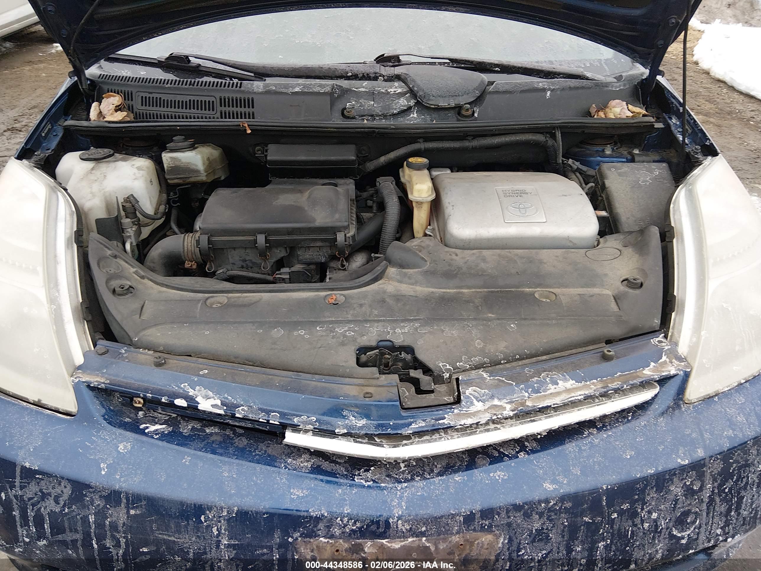 TOYOTA PRIUS image 10