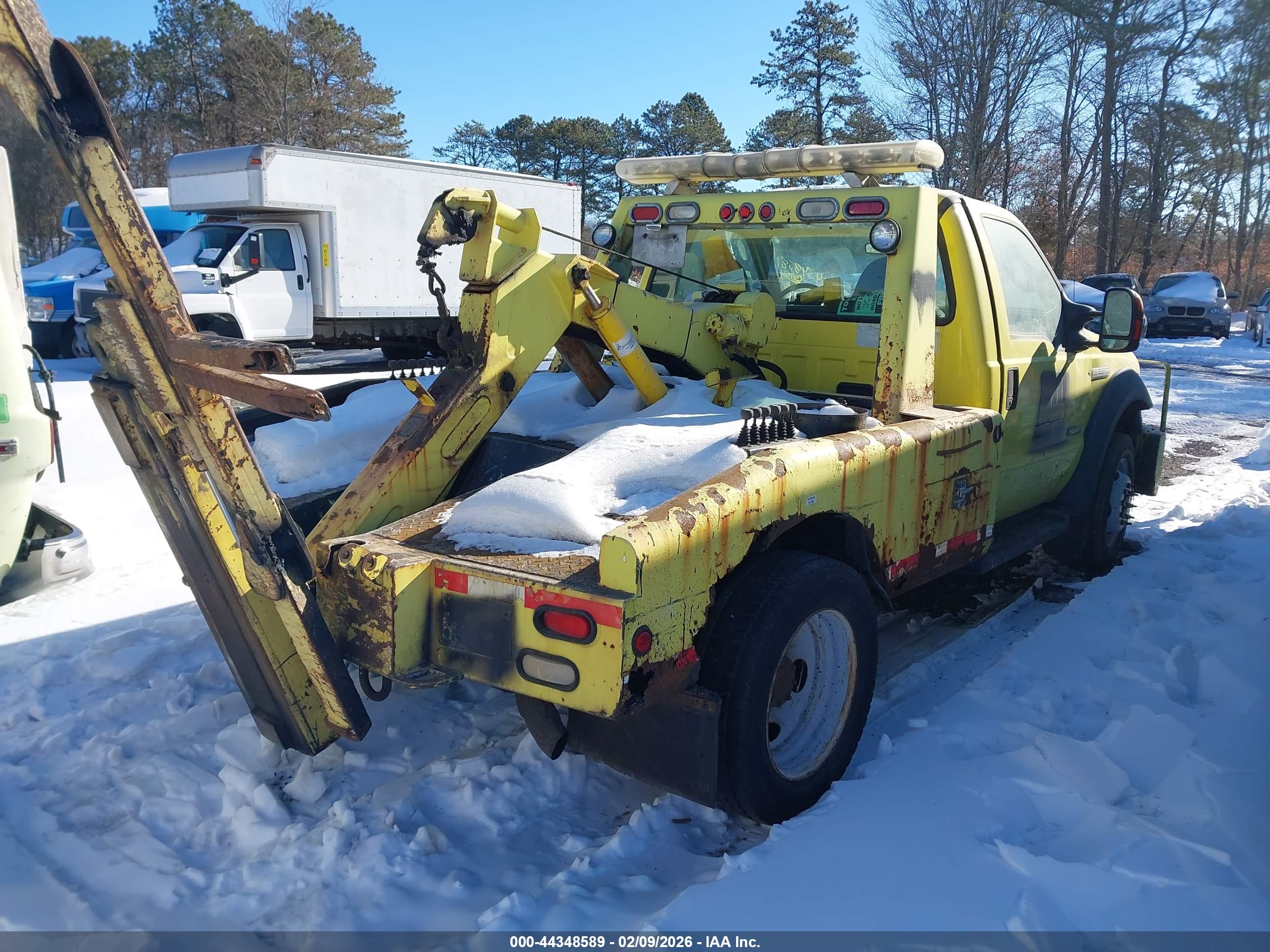 FORD F-550 image 4