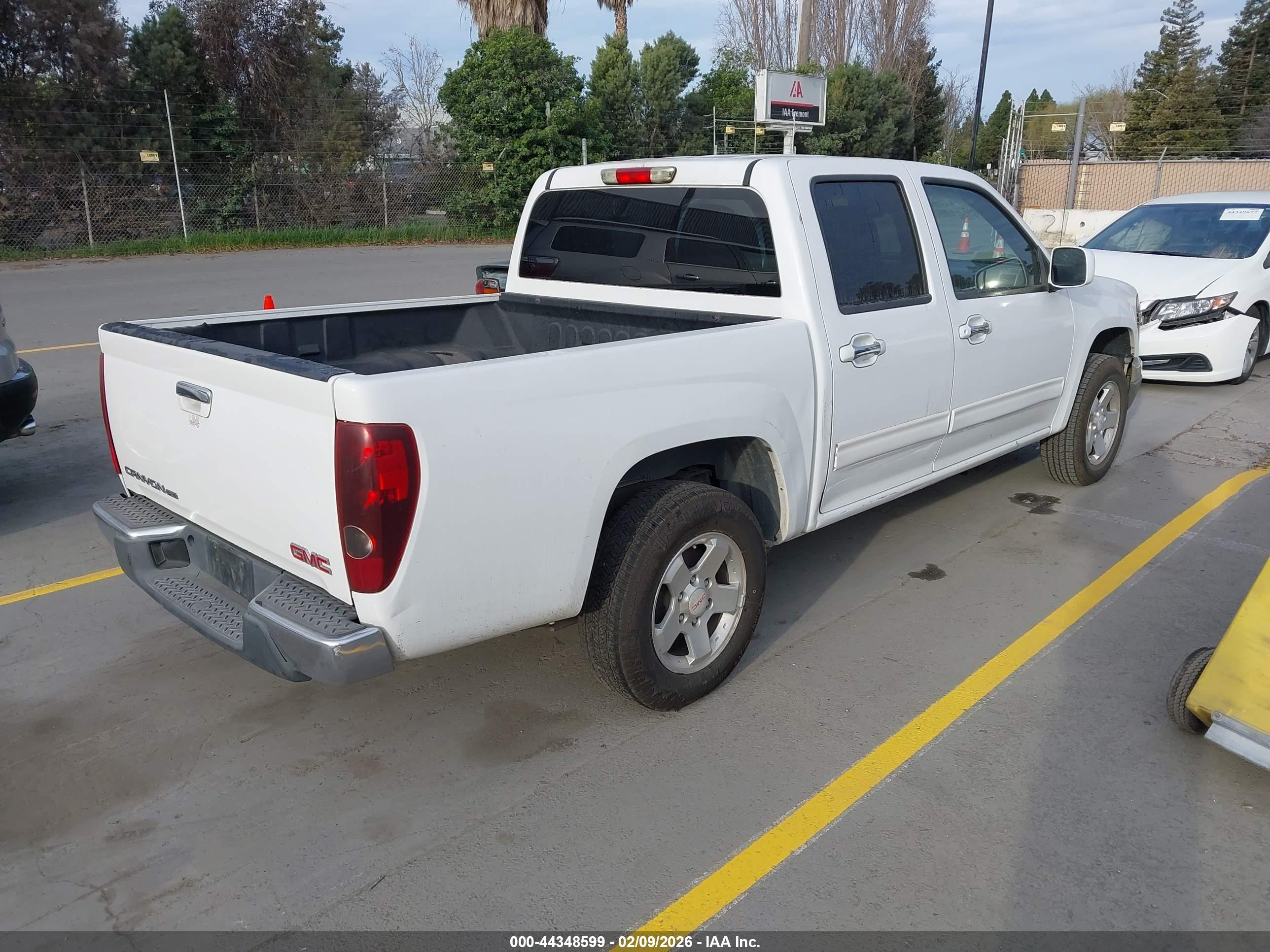 GMC CANYON image 4