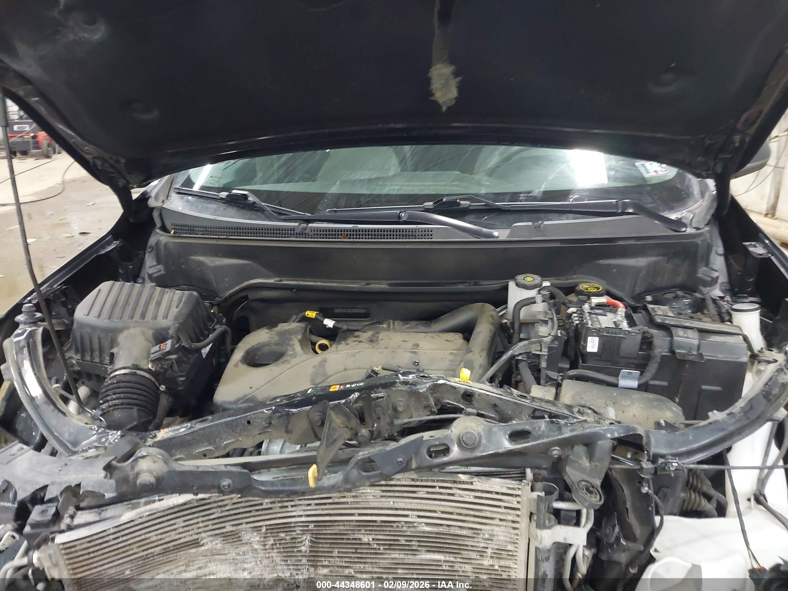CHEVROLET EQUINOX image 10