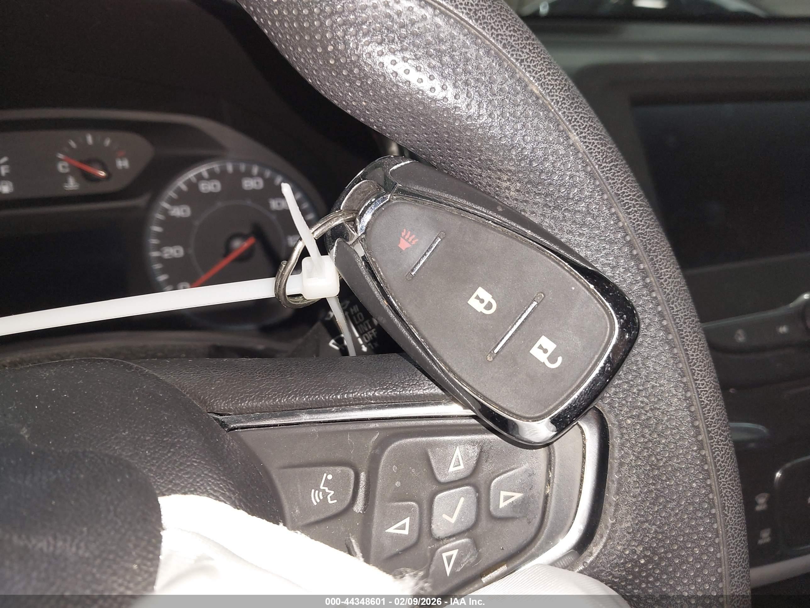 CHEVROLET EQUINOX image 11