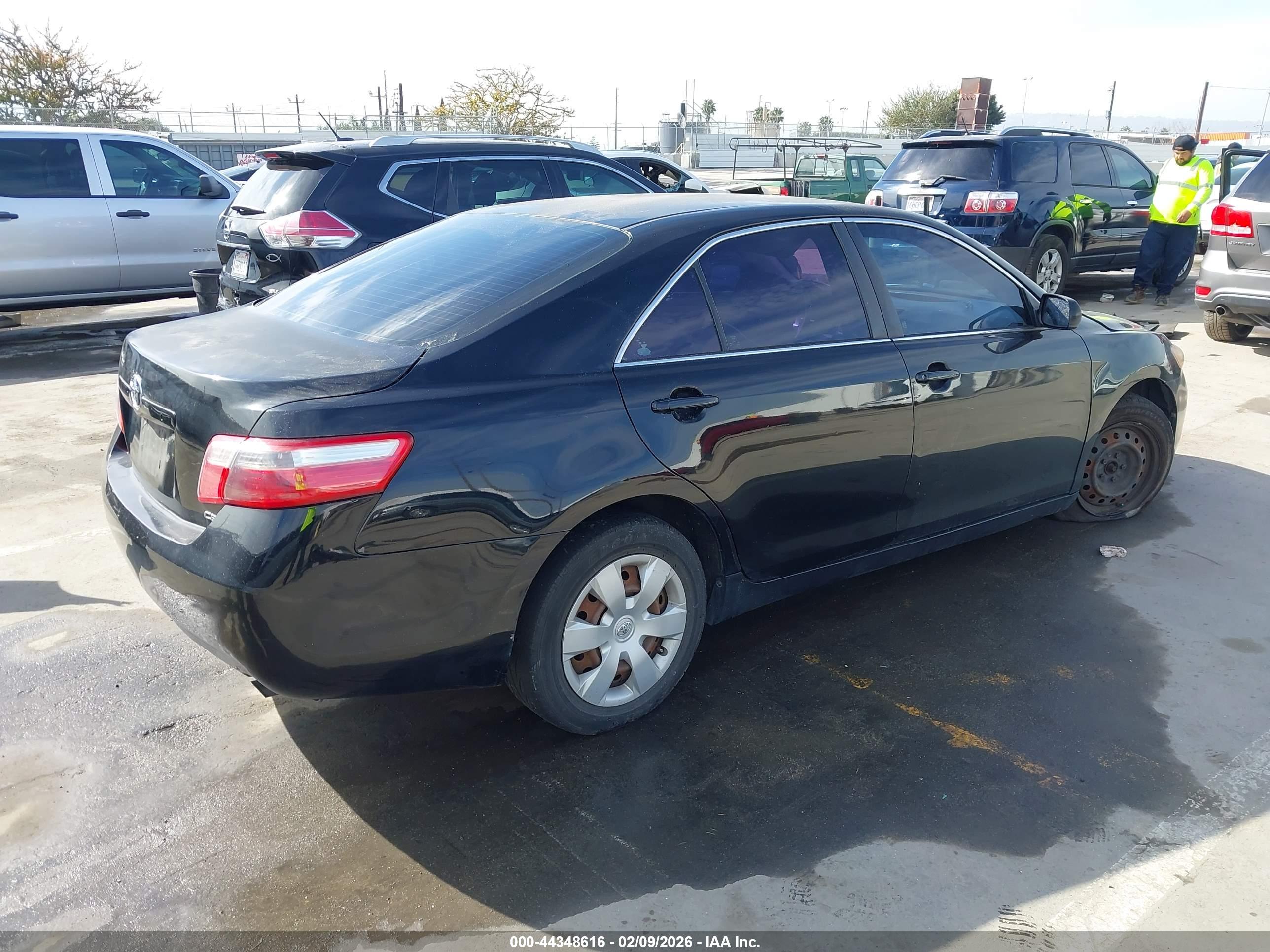 TOYOTA CAMRY image 4
