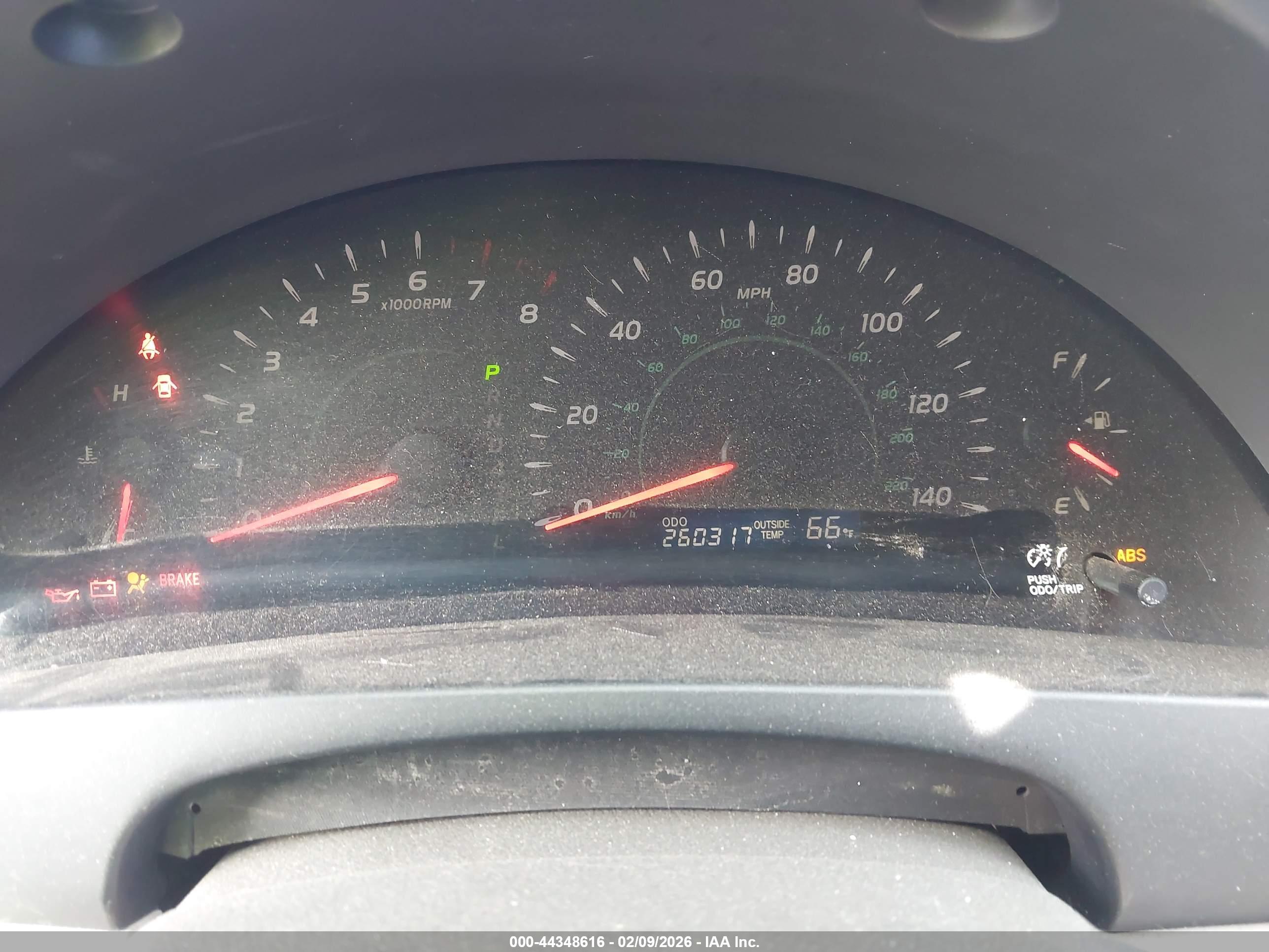 TOYOTA CAMRY image 7