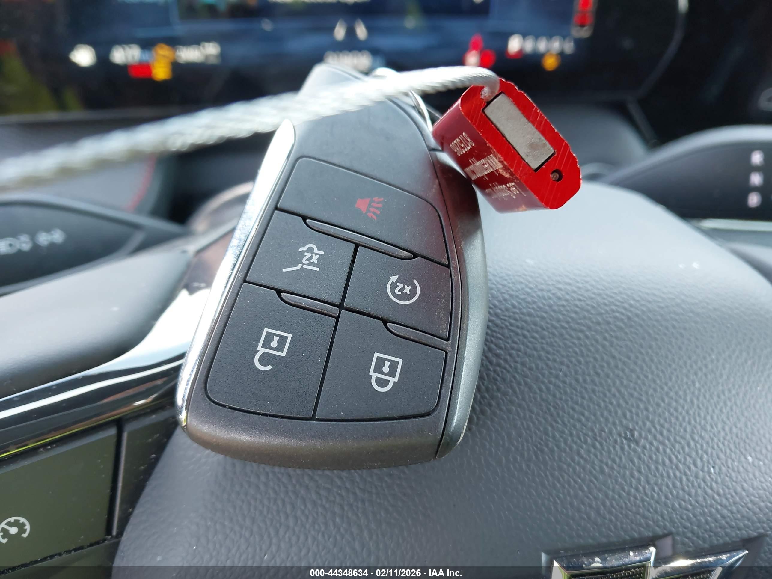 CHEVROLET EQUINOX image 11