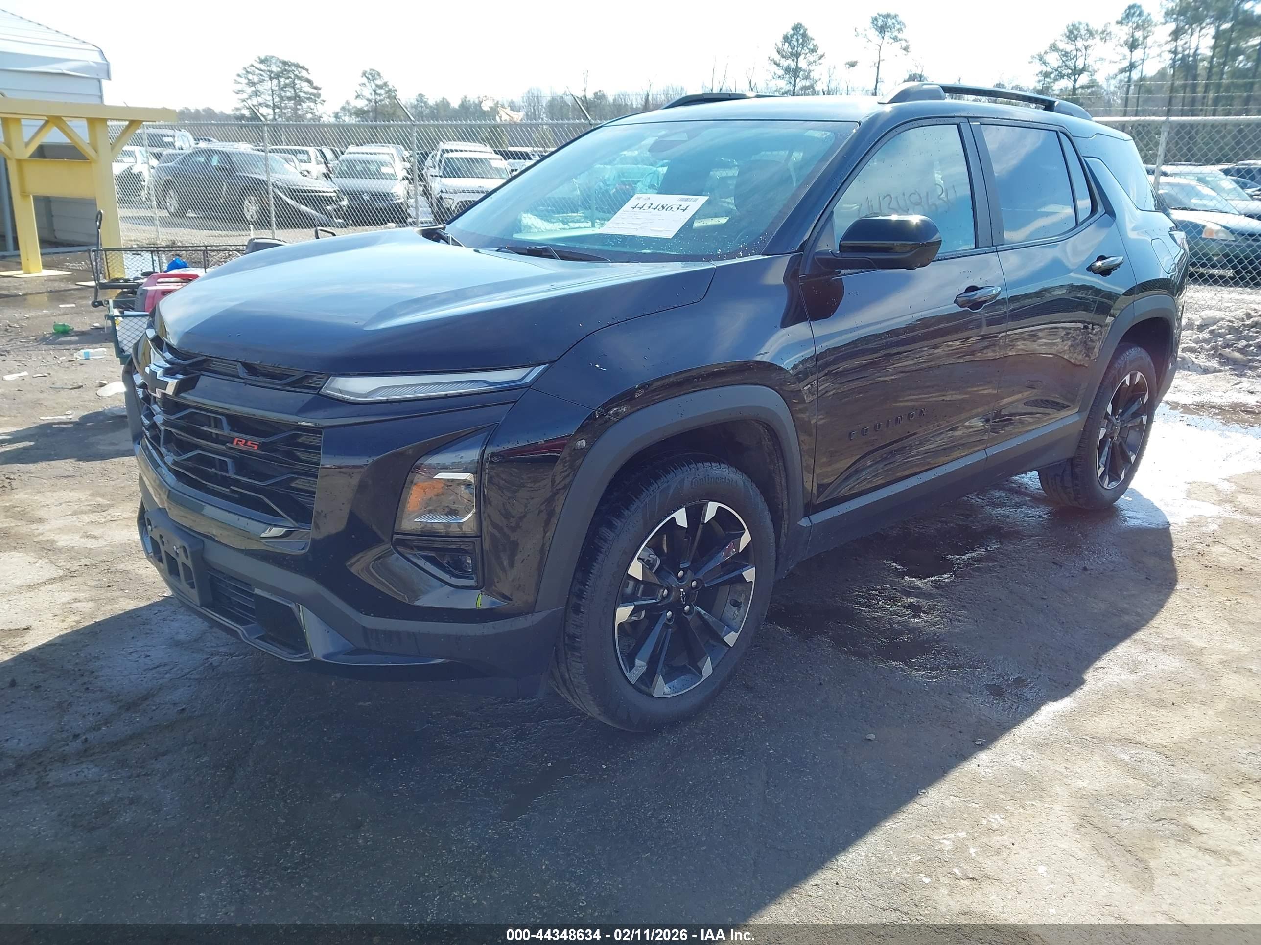 CHEVROLET EQUINOX image 2