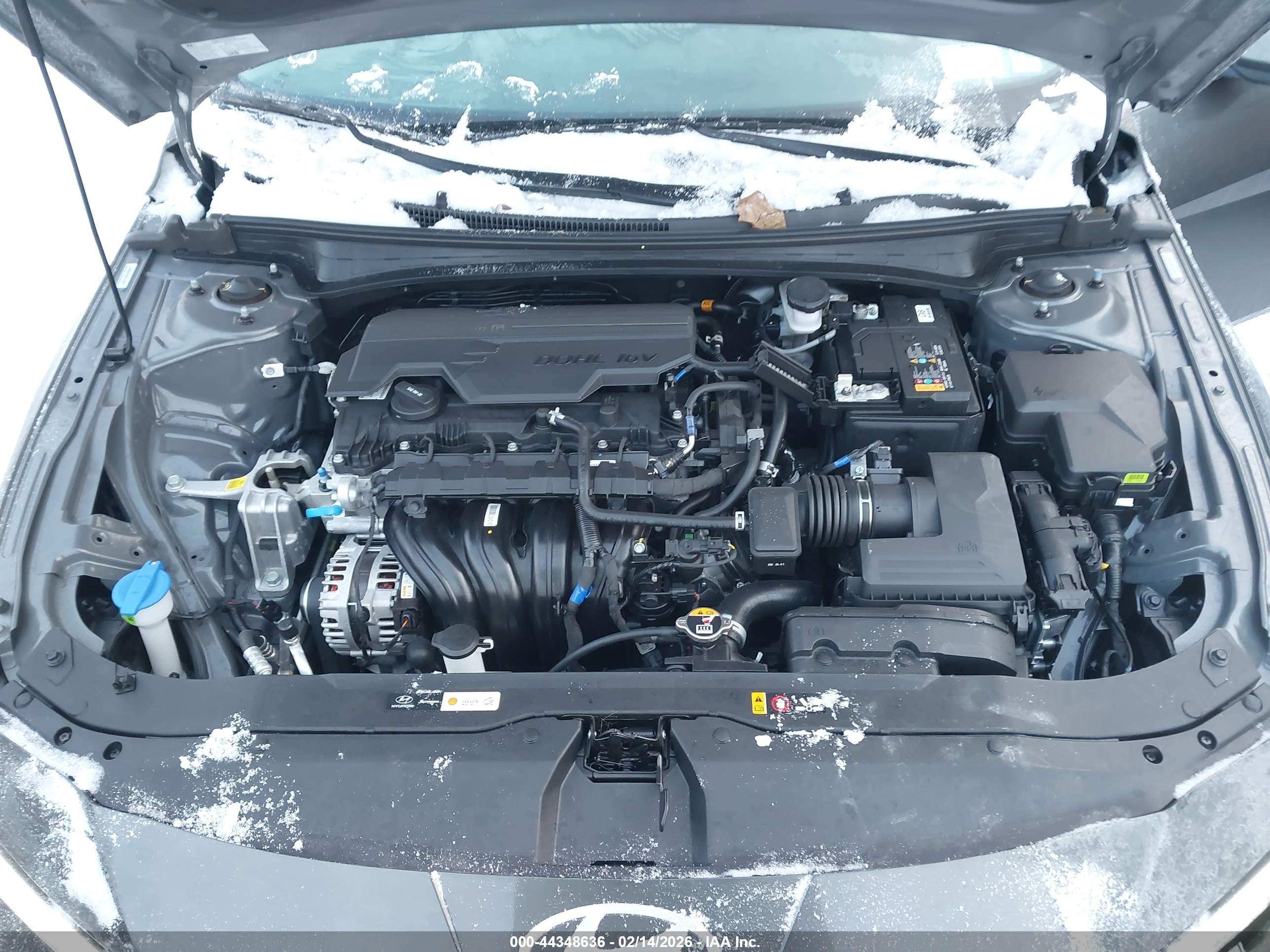 HYUNDAI ELANTRA image 10
