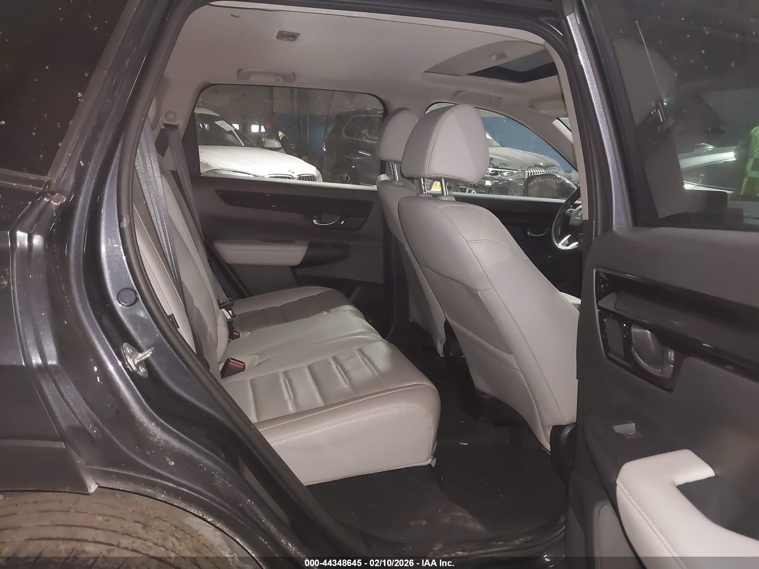 HONDA CR-V image 8