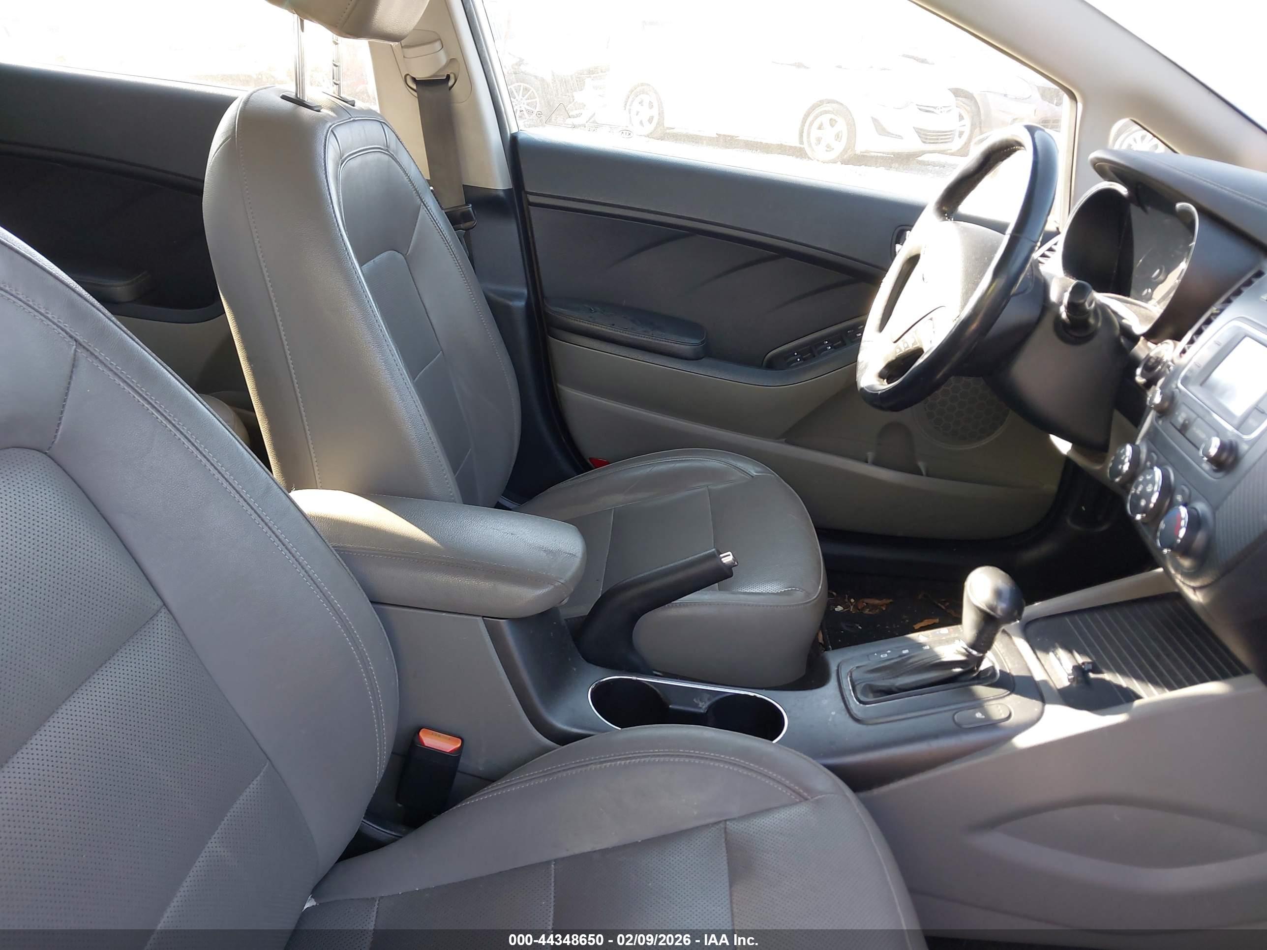 KIA FORTE image 5