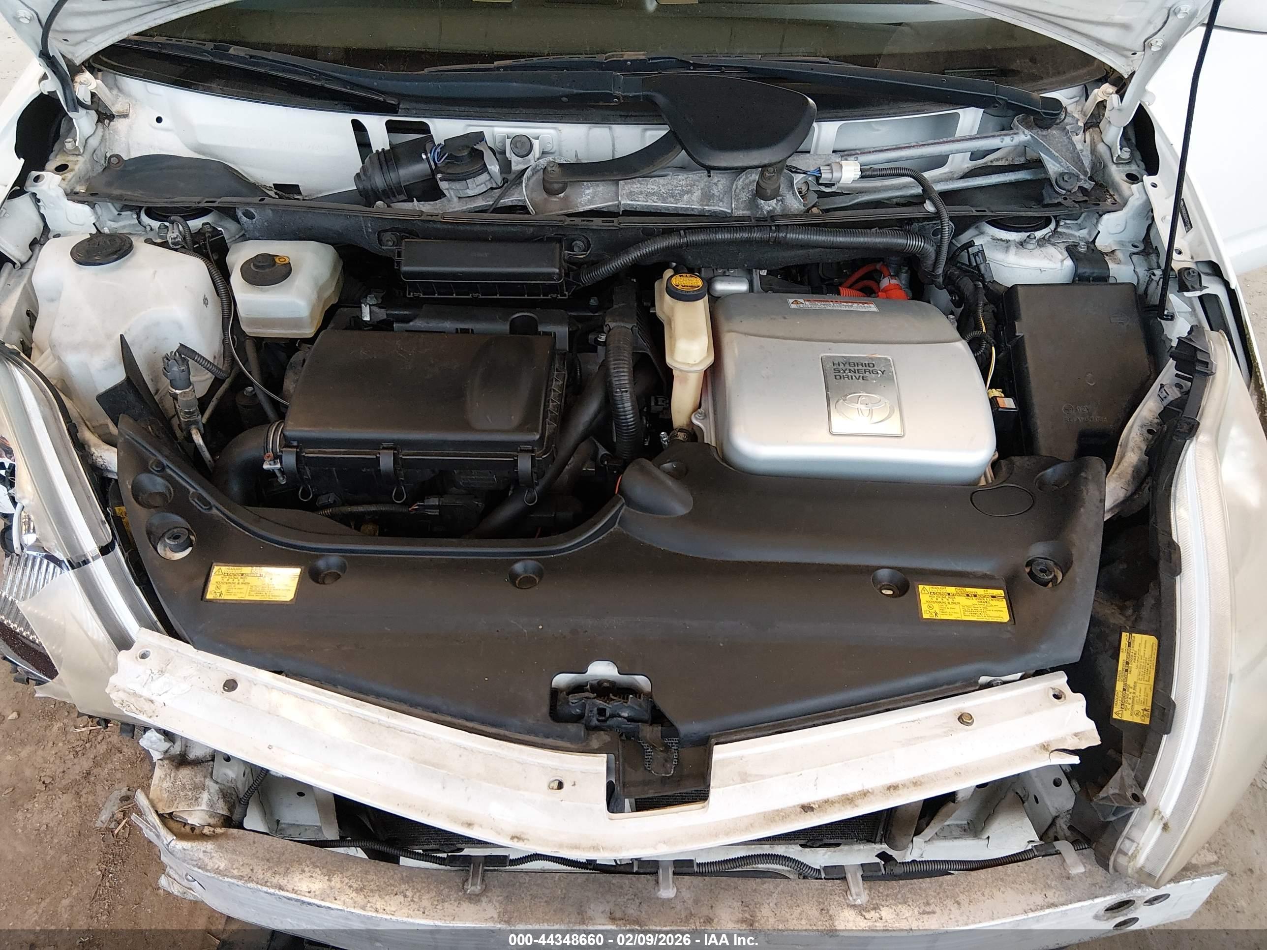 TOYOTA PRIUS image 10