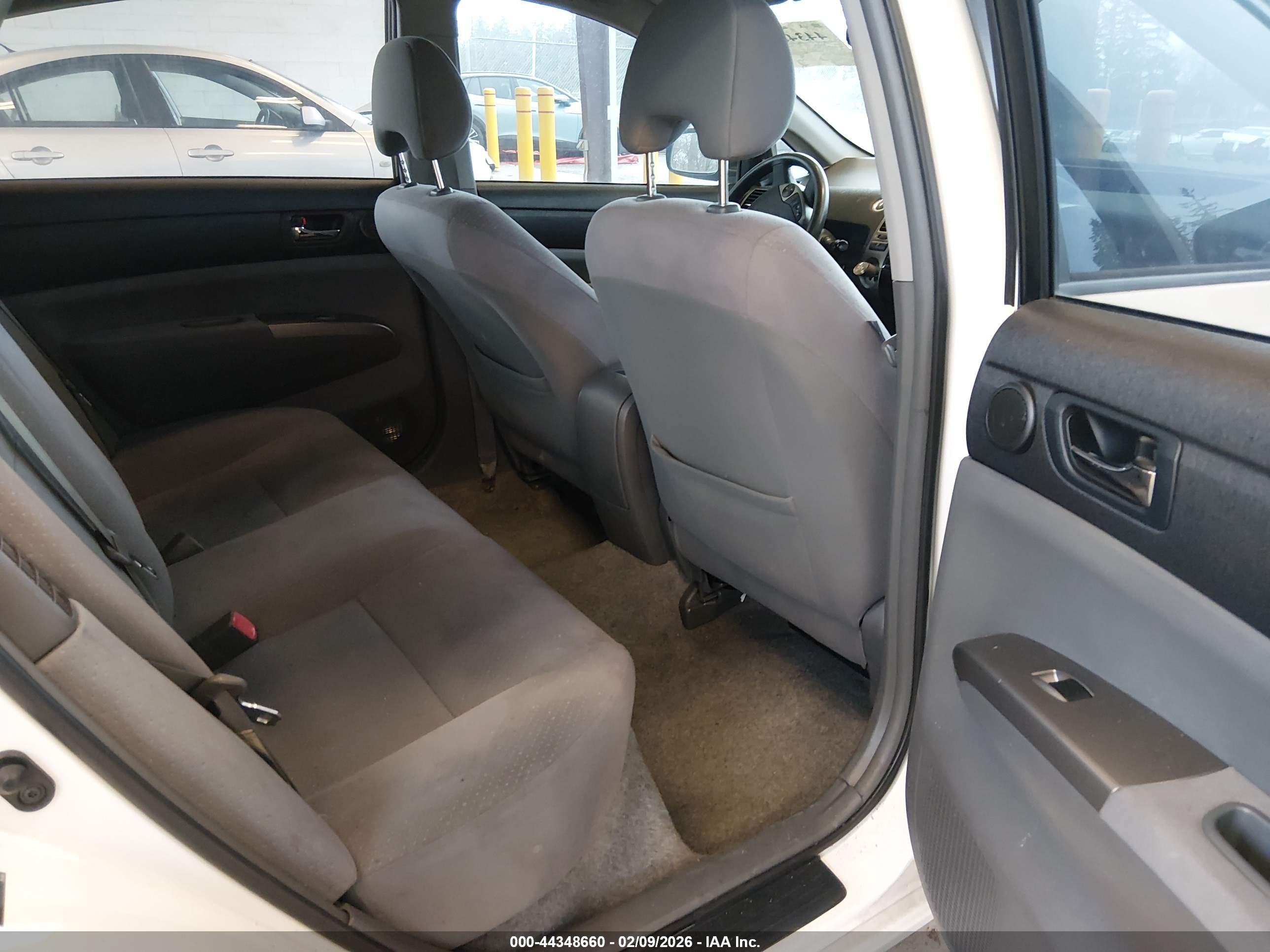 TOYOTA PRIUS image 8