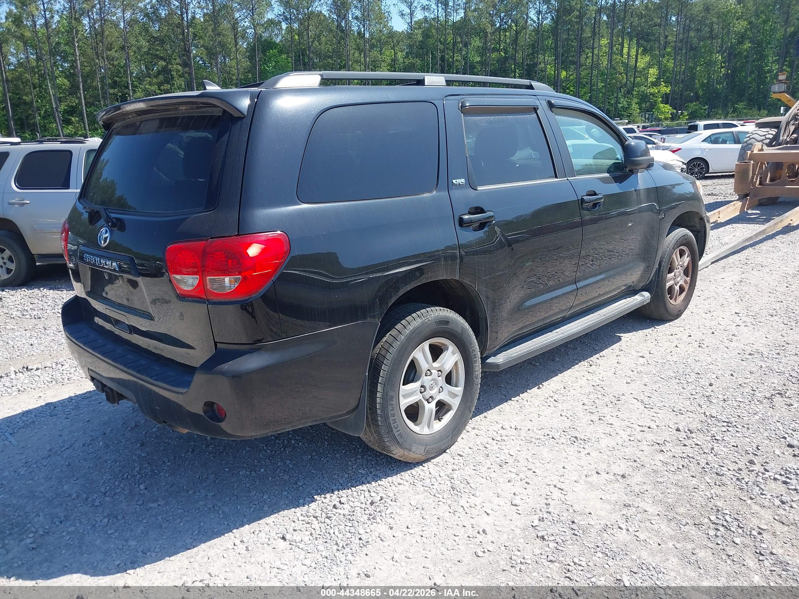 TOYOTA SEQUOIA image 4