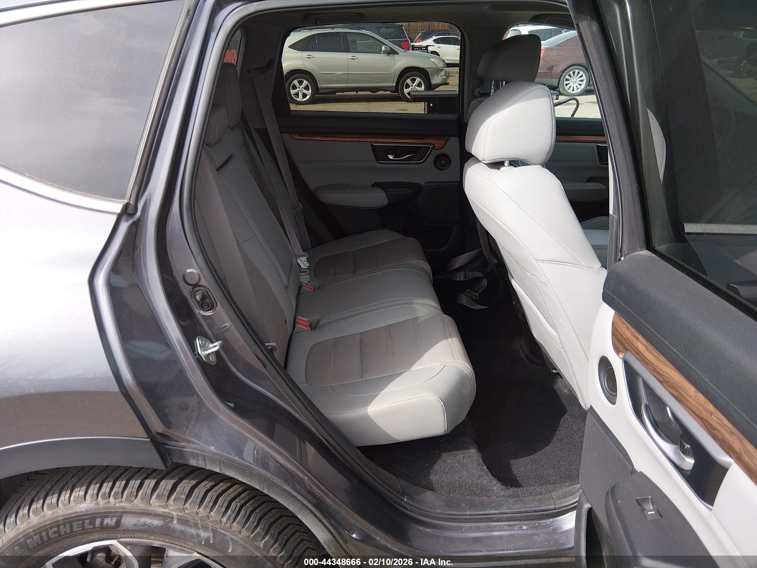 HONDA CR-V image 8