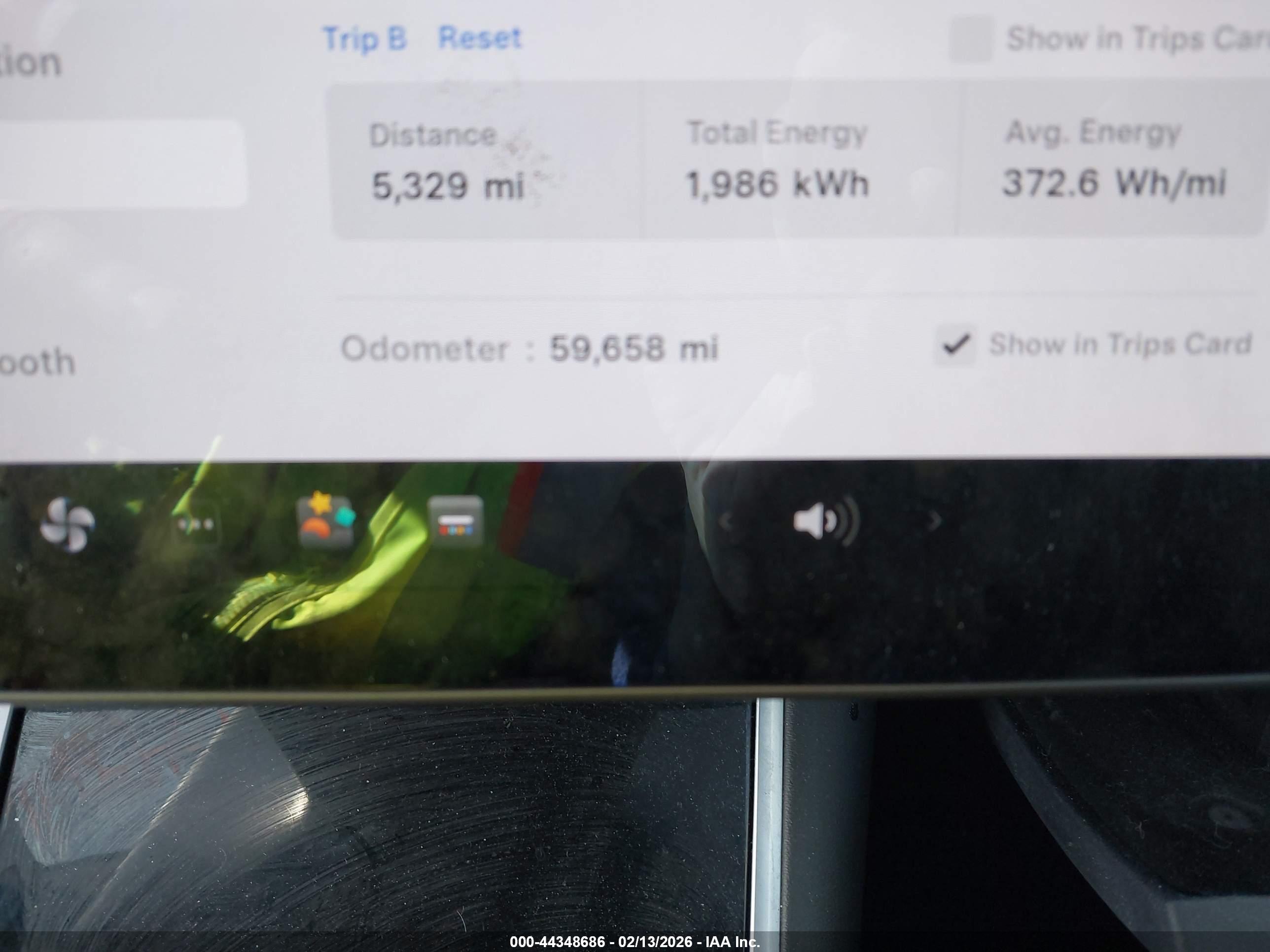 TESLA MODEL image 7
