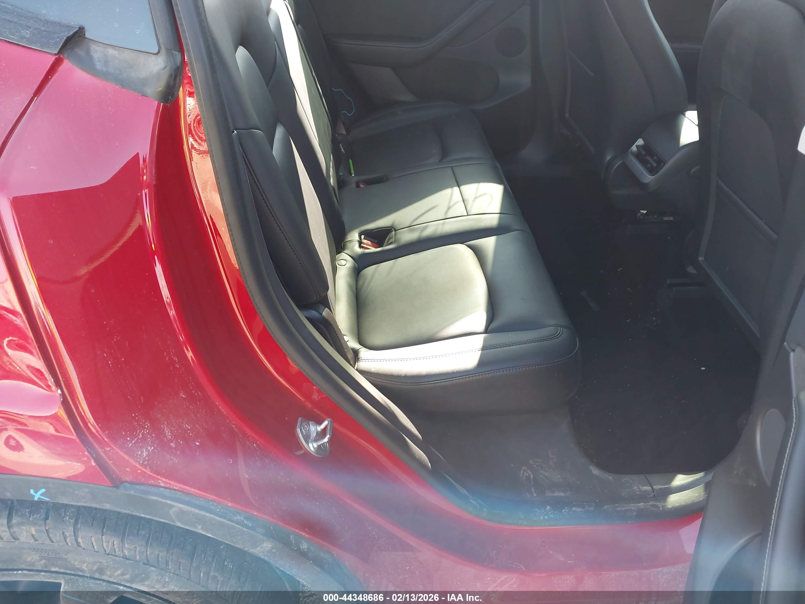 TESLA MODEL image 8
