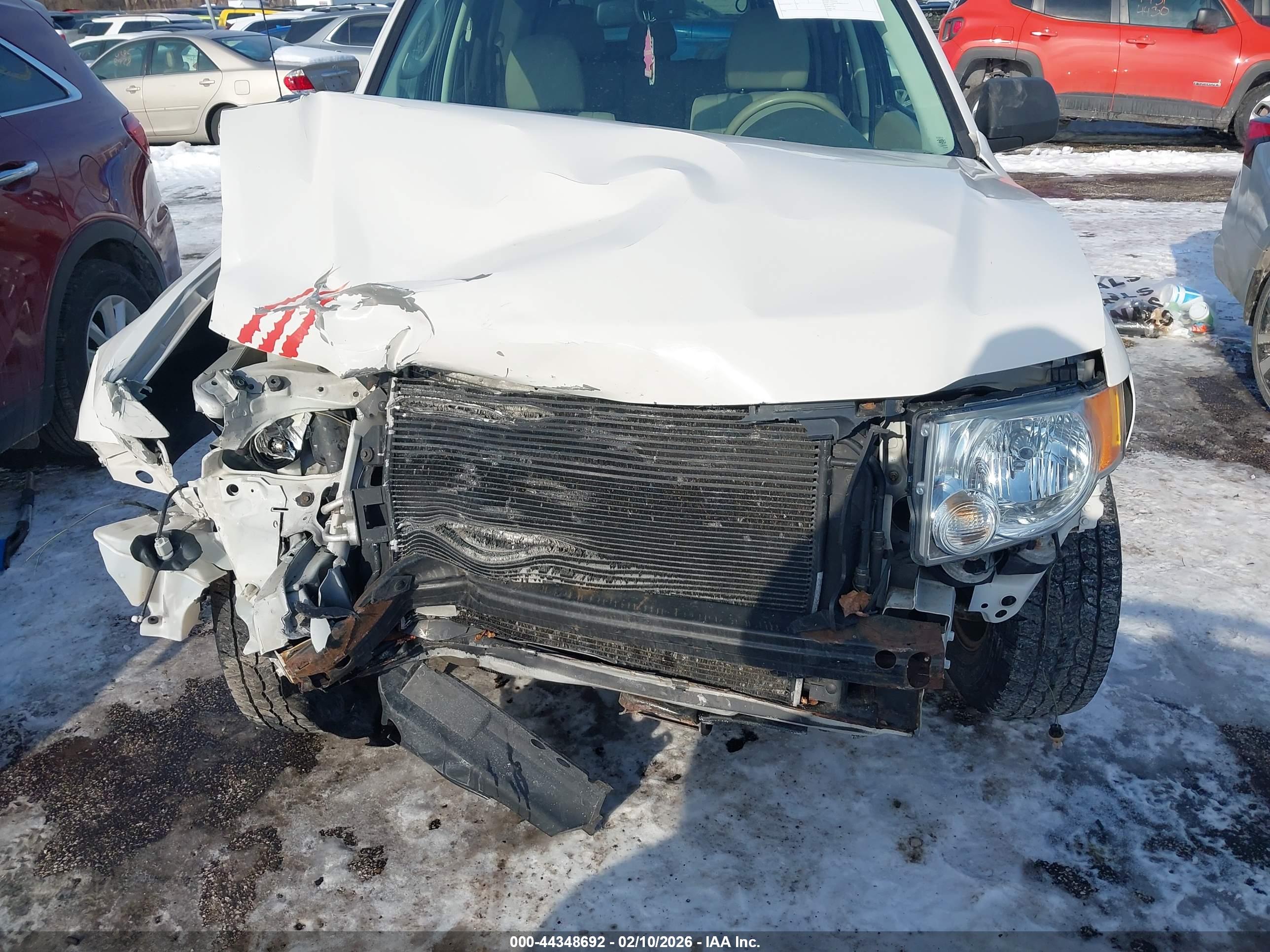 FORD ESCAPE image 6
