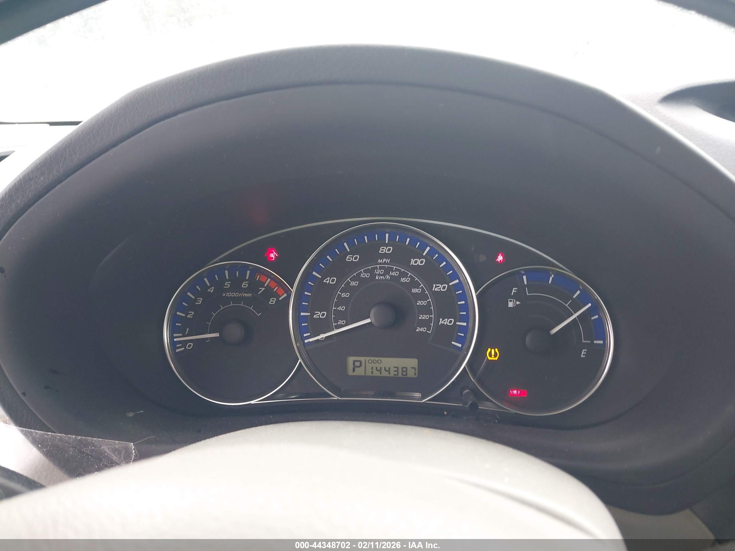 SUBARU FORESTER image 7