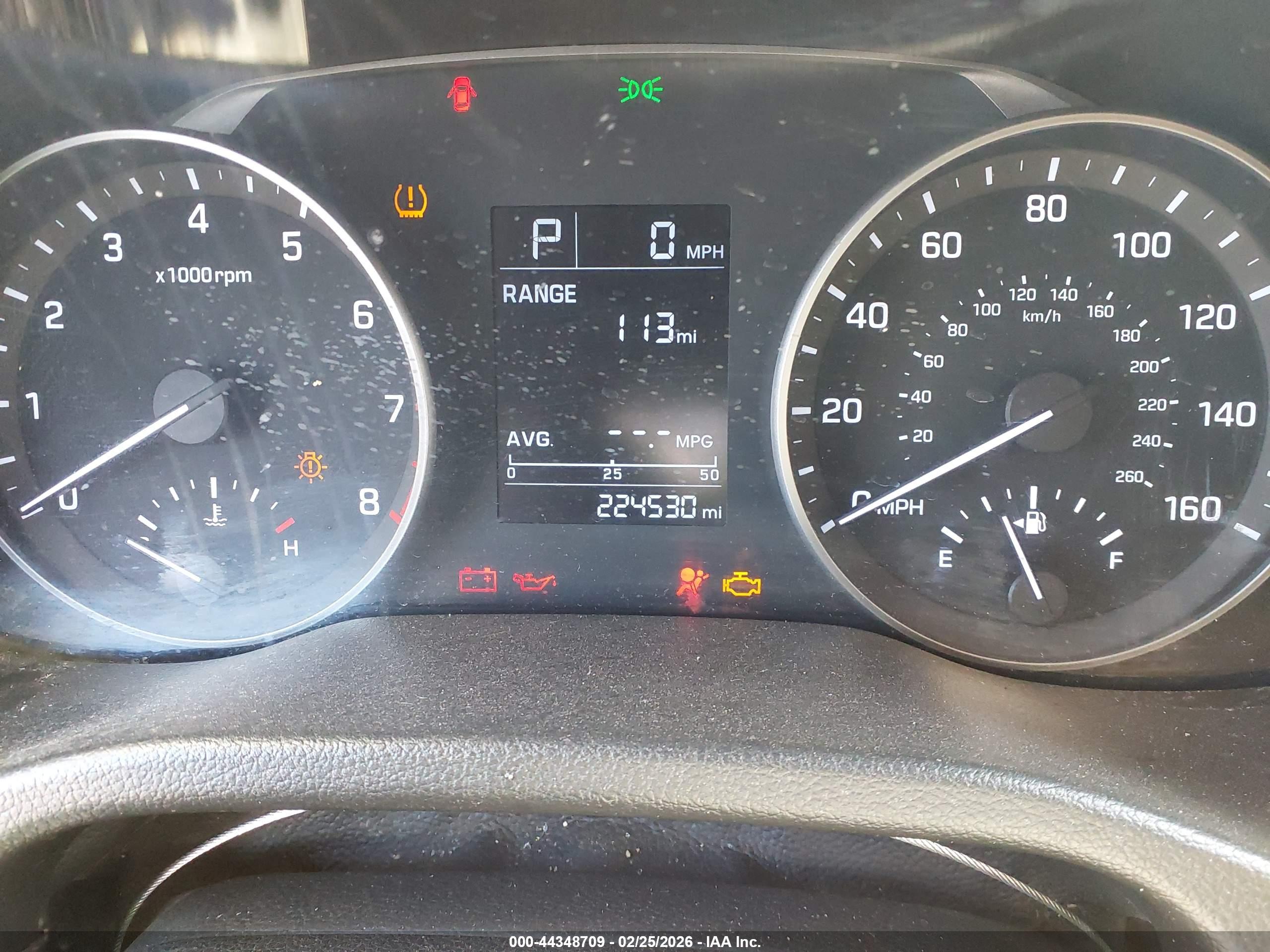 HYUNDAI ELANTRA image 7