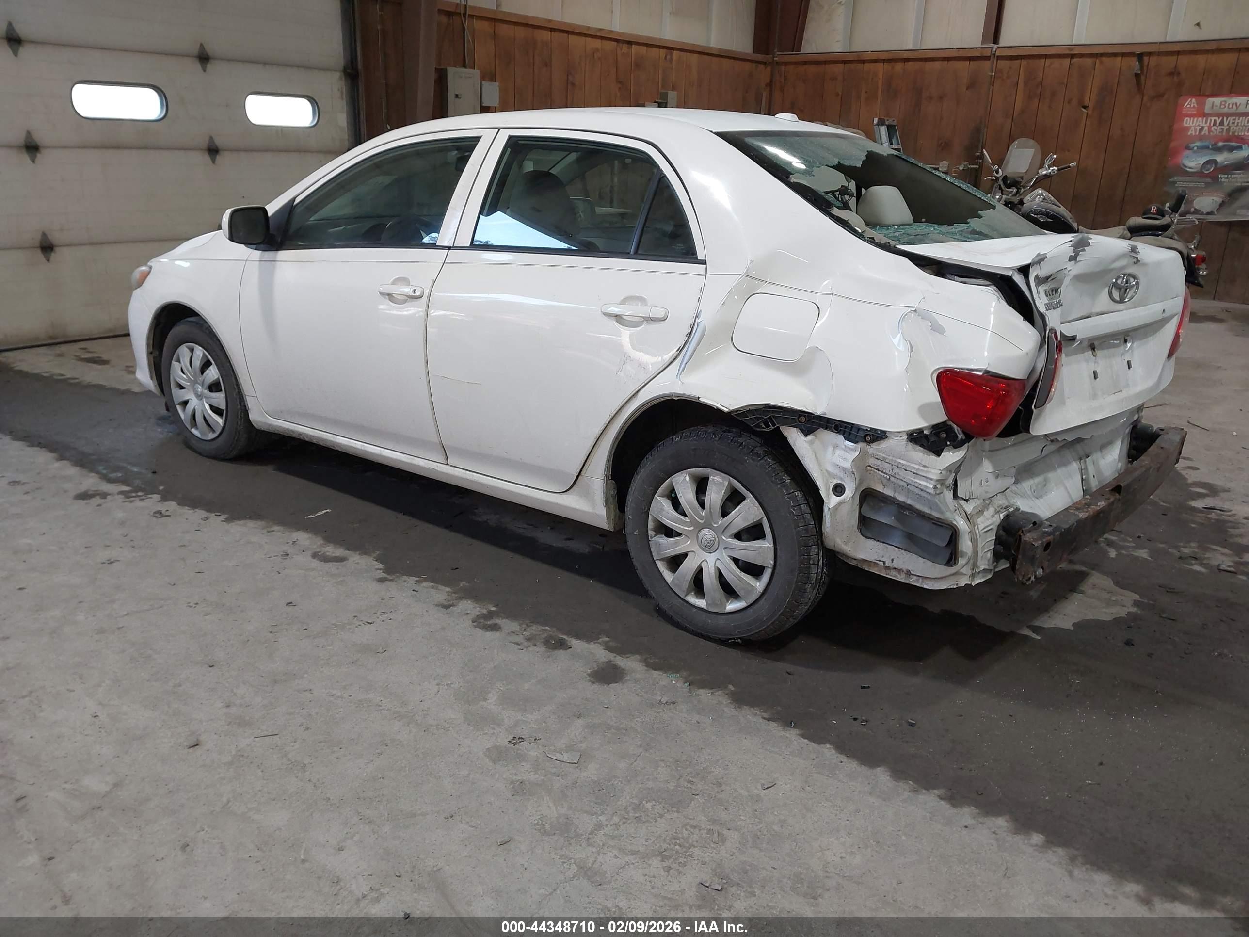 TOYOTA COROLLA image 3