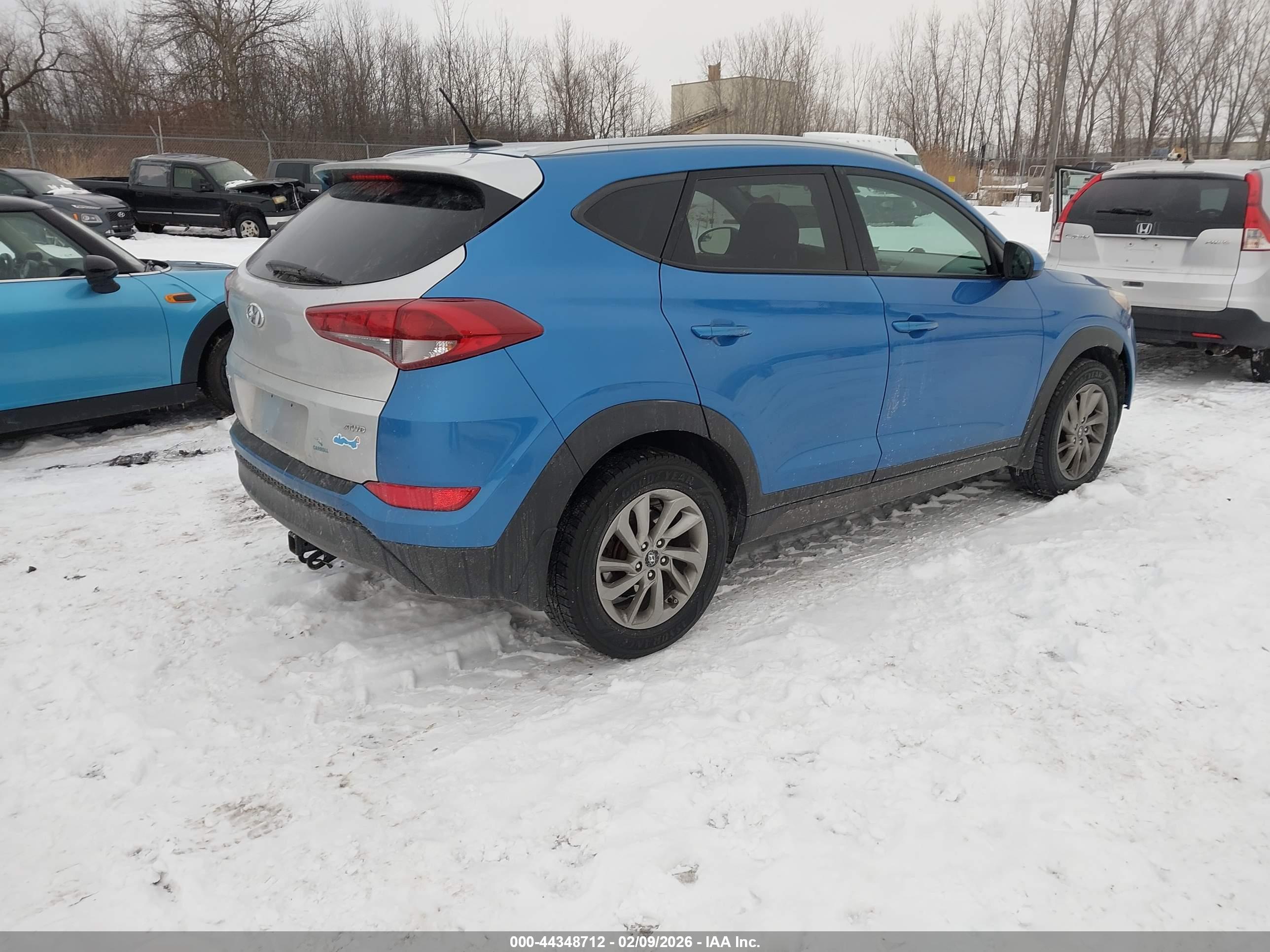 HYUNDAI TUCSON image 4