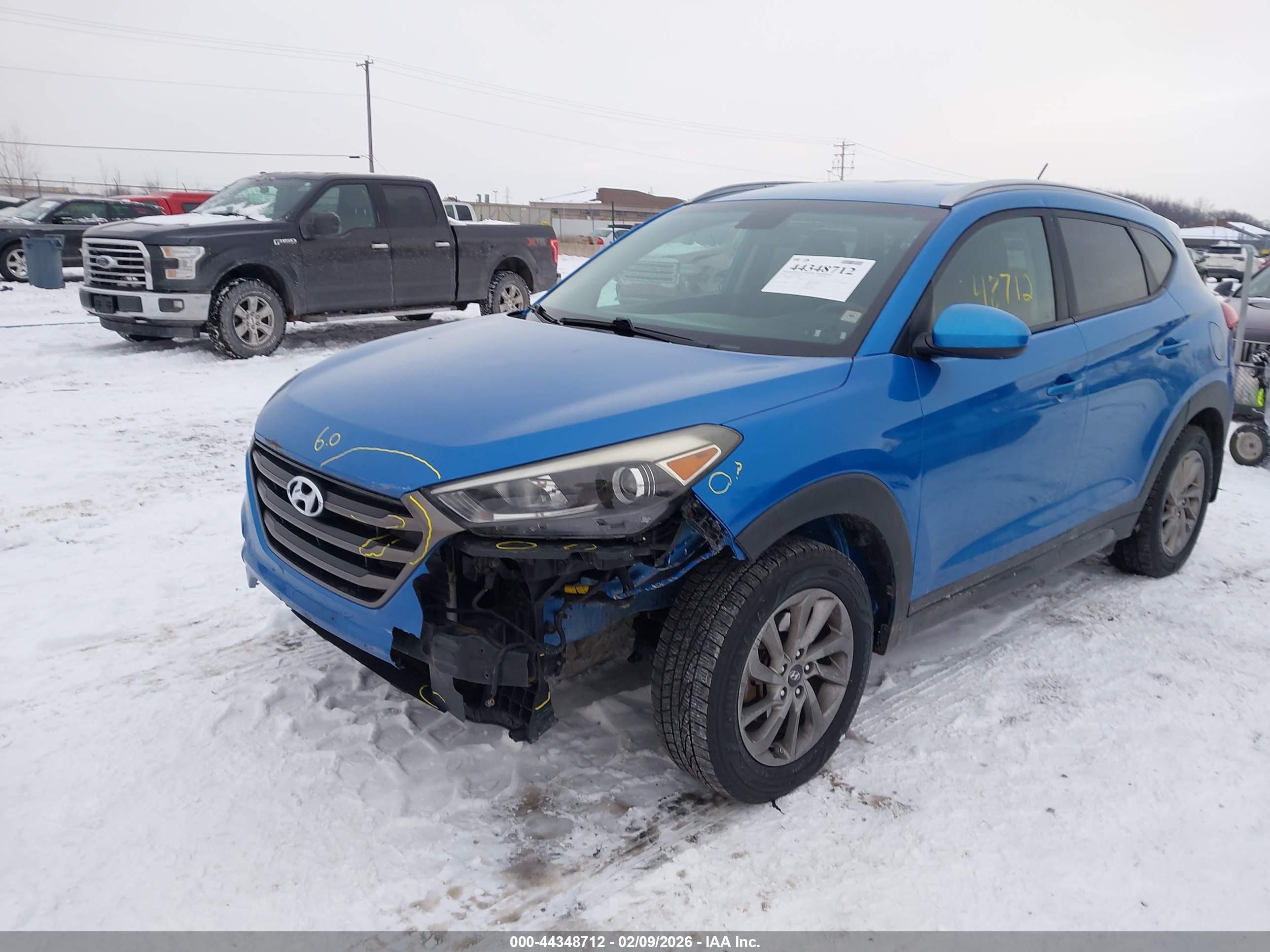 HYUNDAI TUCSON image 6