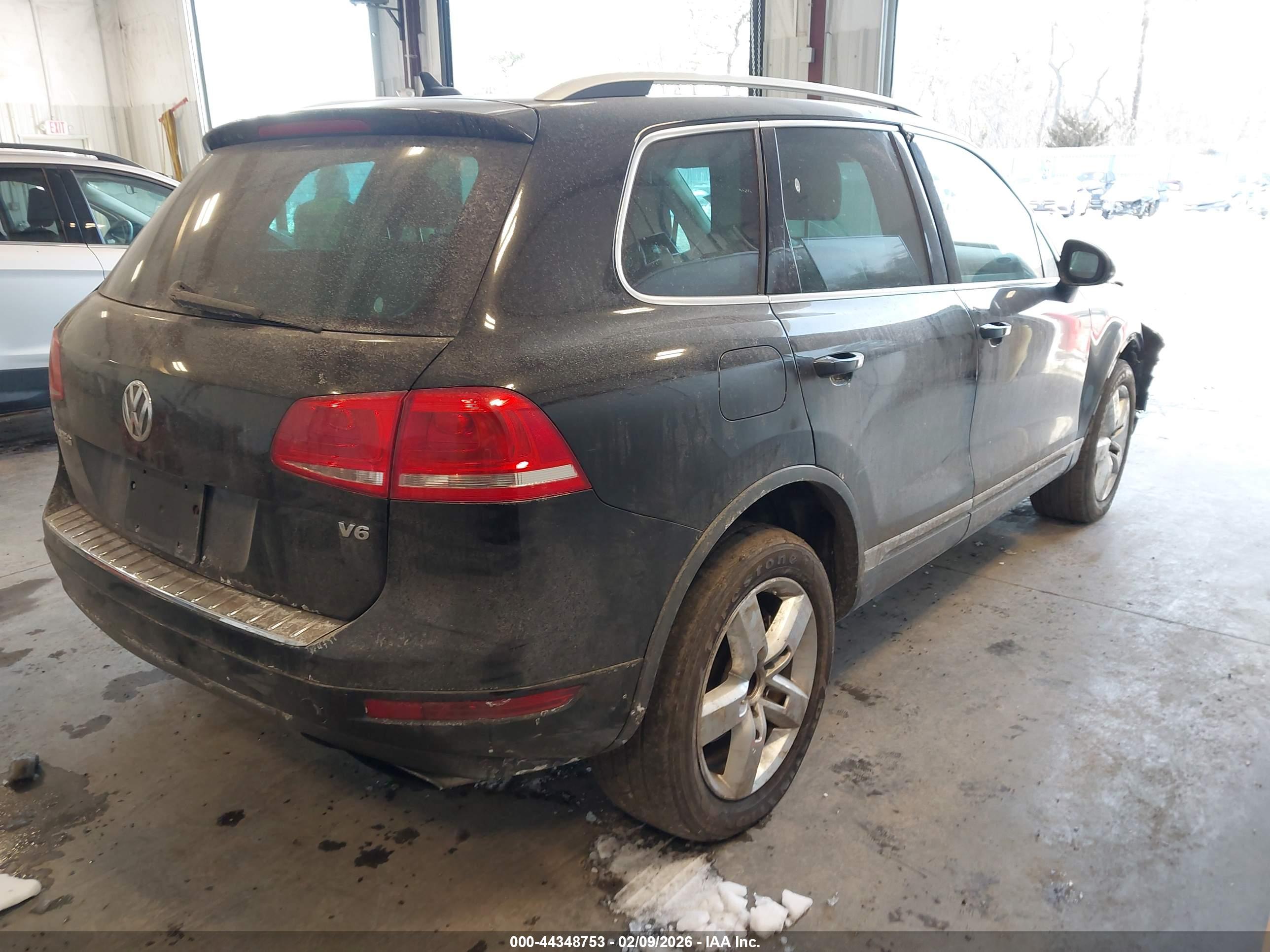 VOLKSWAGEN TOUAREG image 4