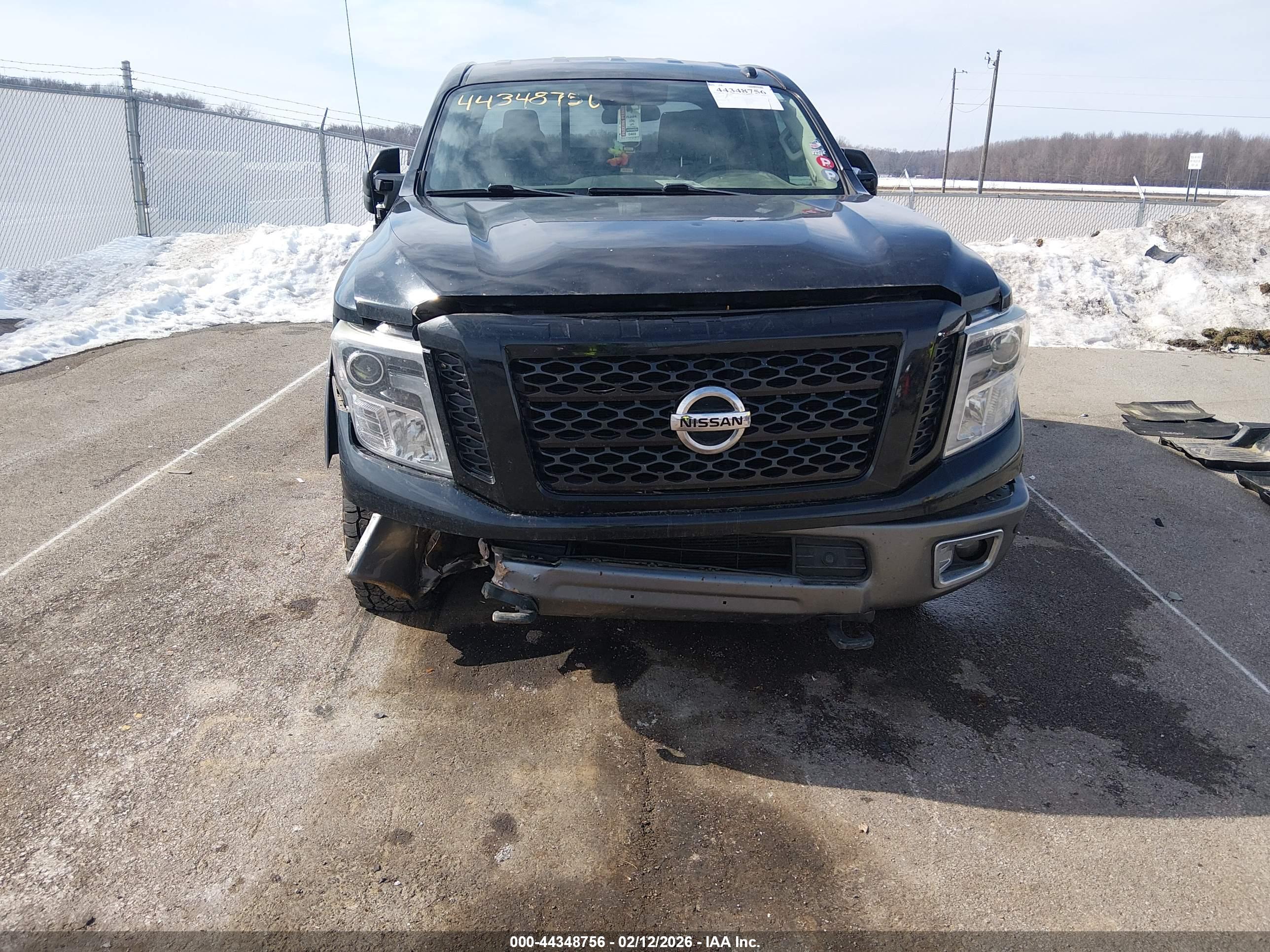 NISSAN TITAN image 6