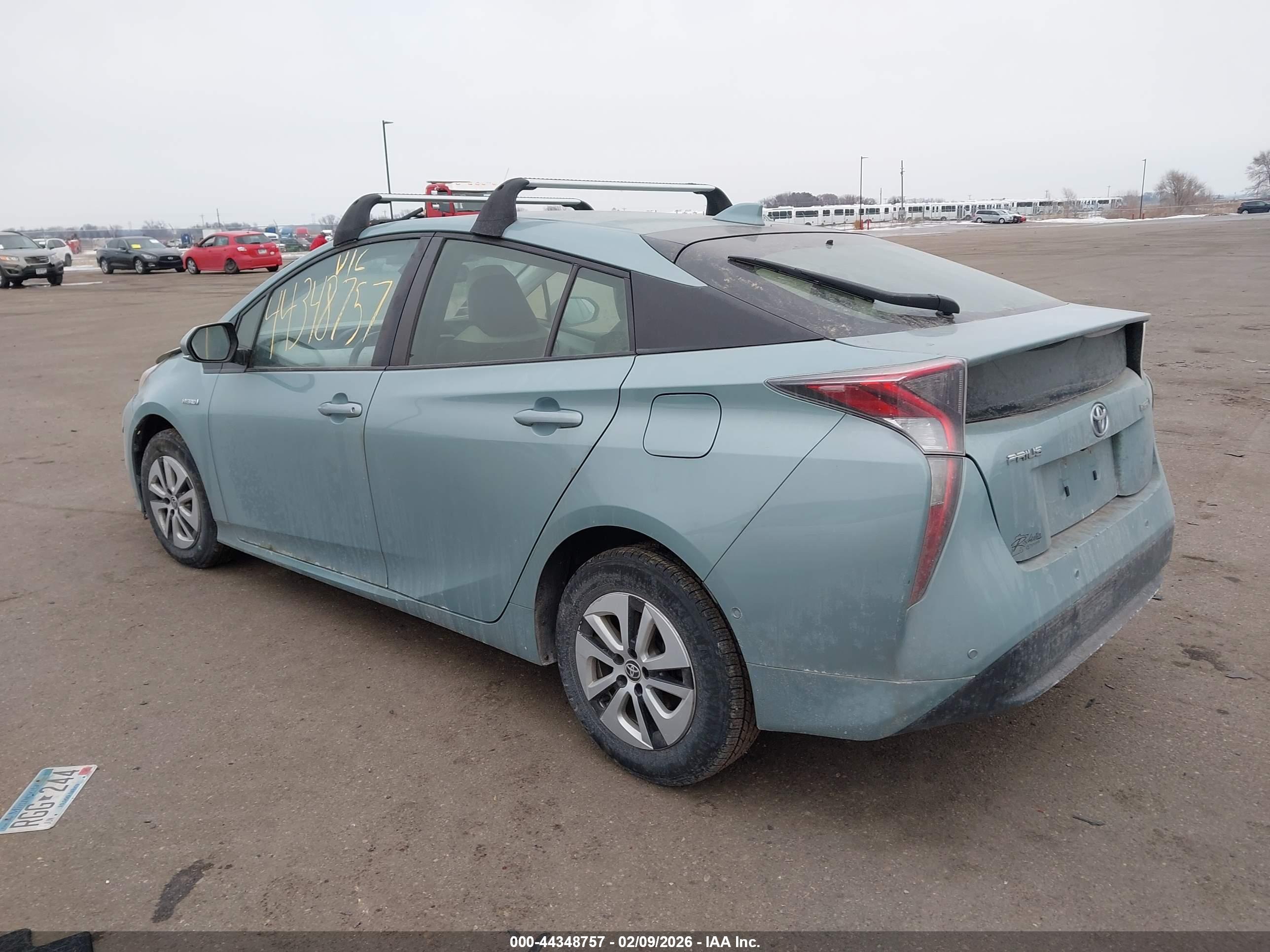 TOYOTA PRIUS image 3