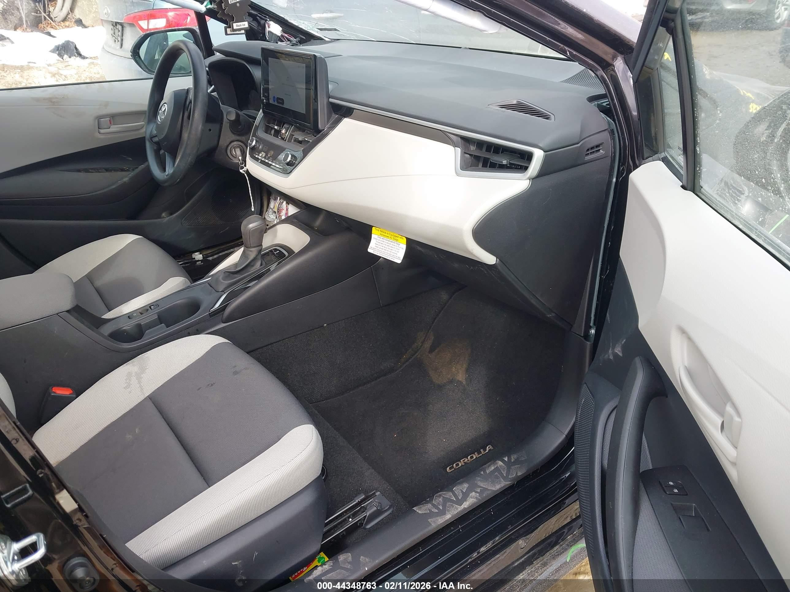 TOYOTA COROLLA image 5