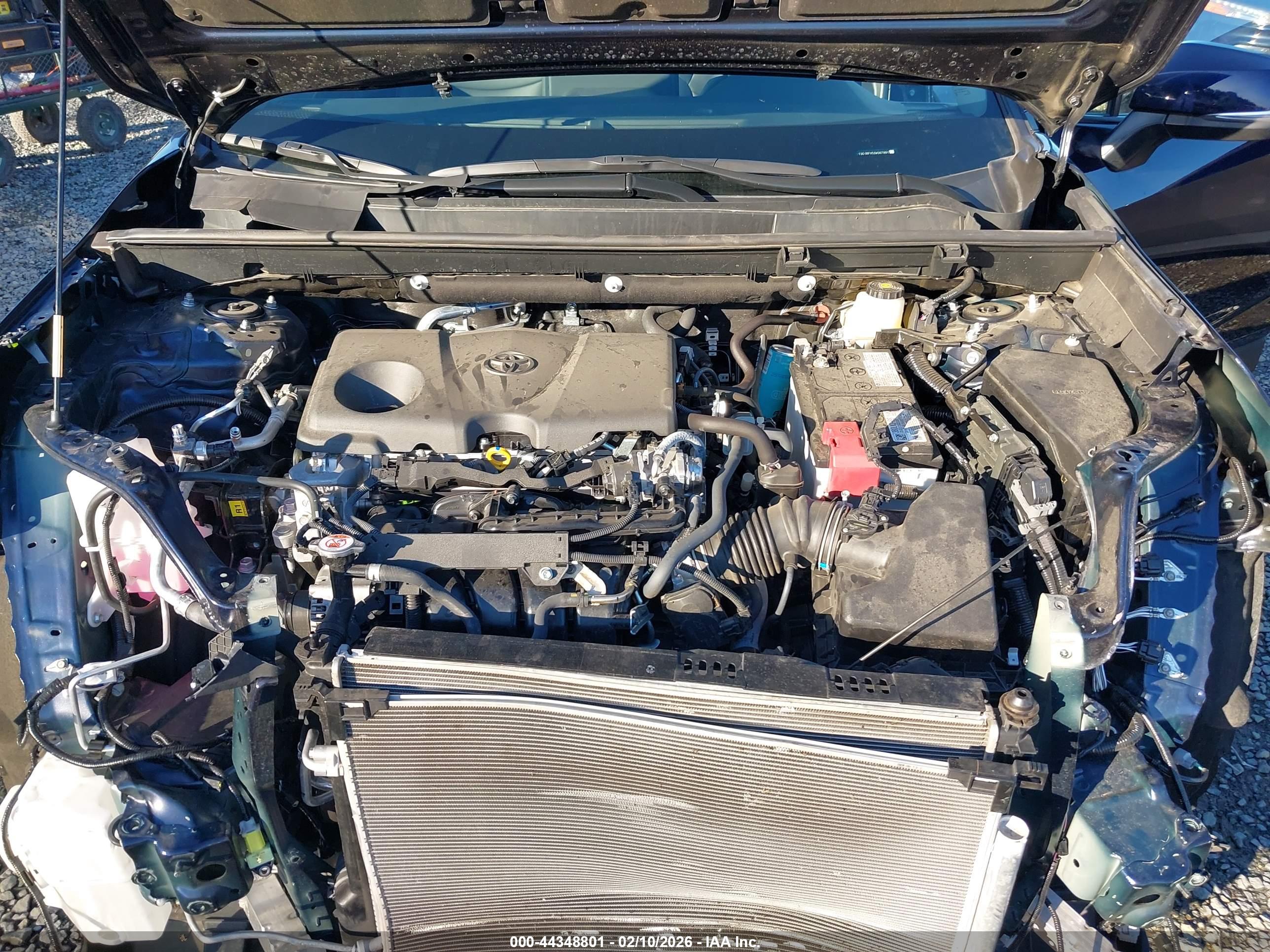 TOYOTA RAV4 image 10