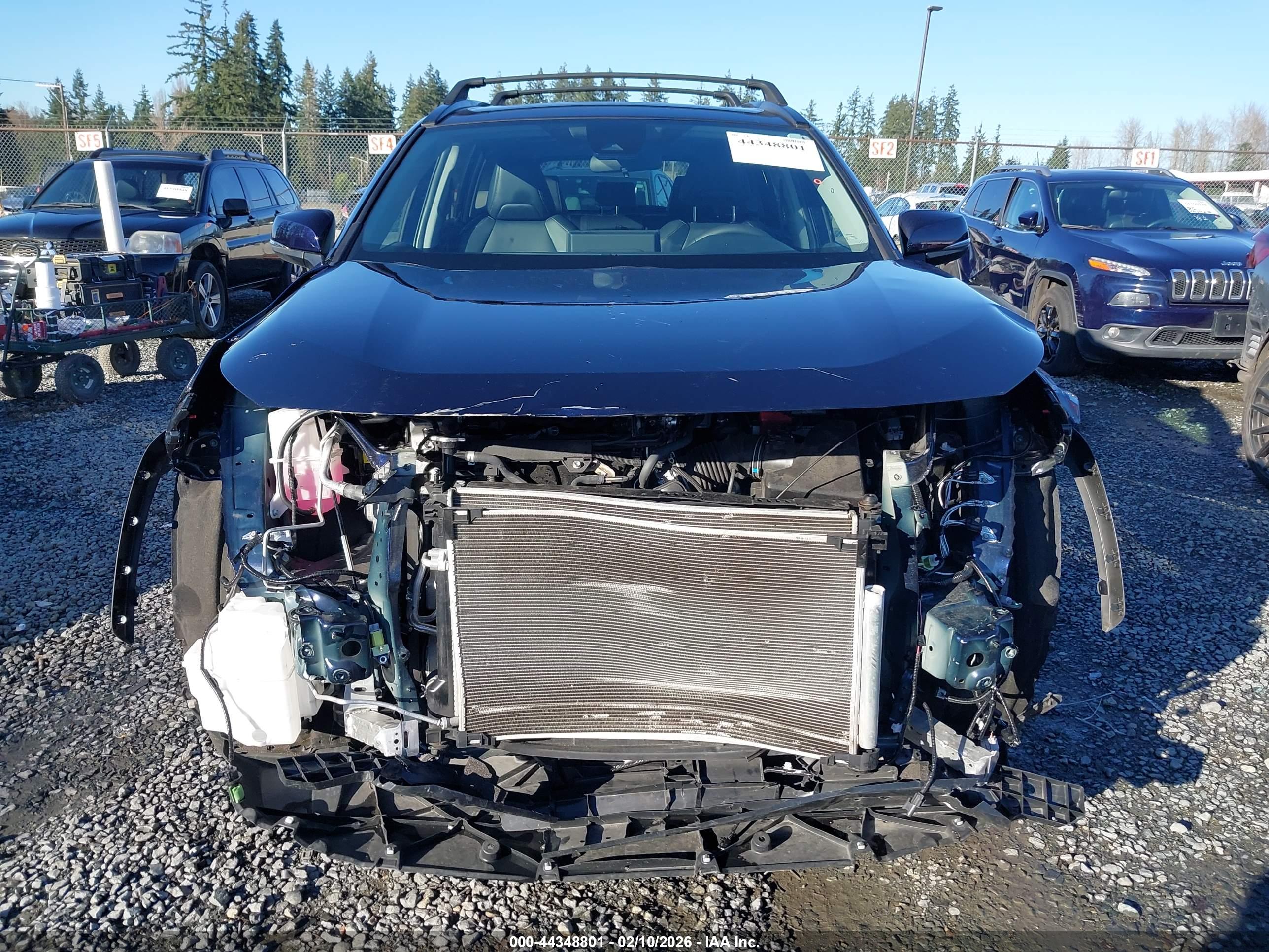 TOYOTA RAV4 image 6