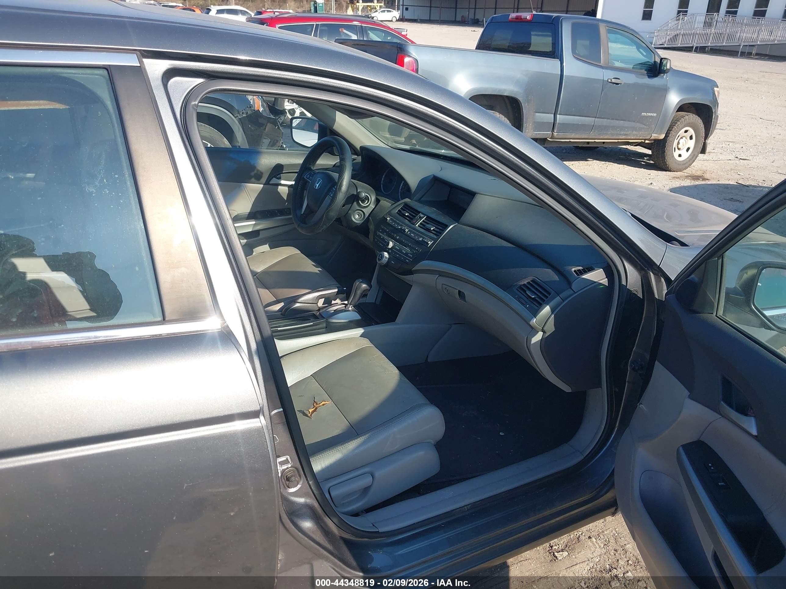 HONDA ACCORD image 5